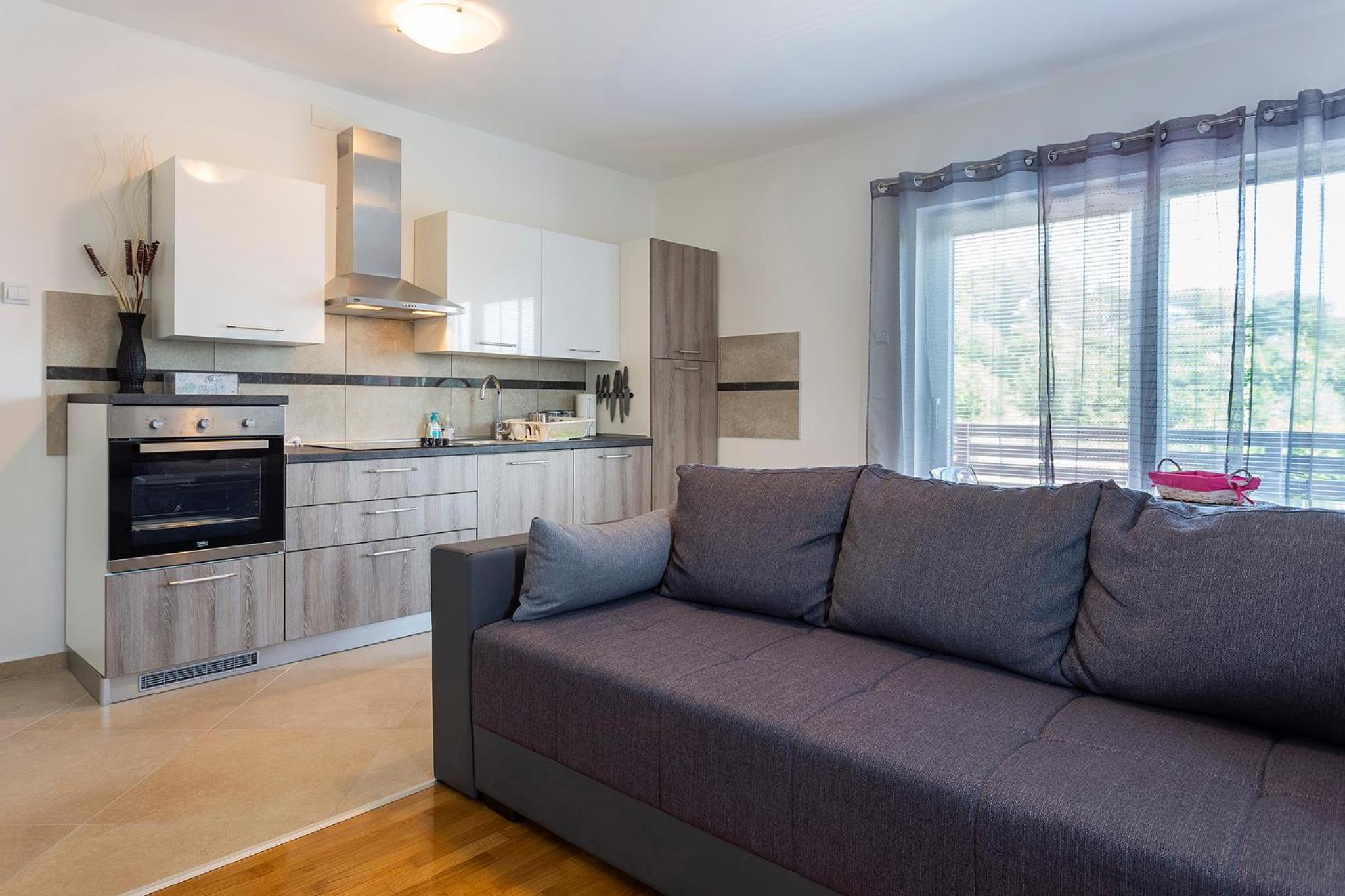 APARTMANI KAROCA