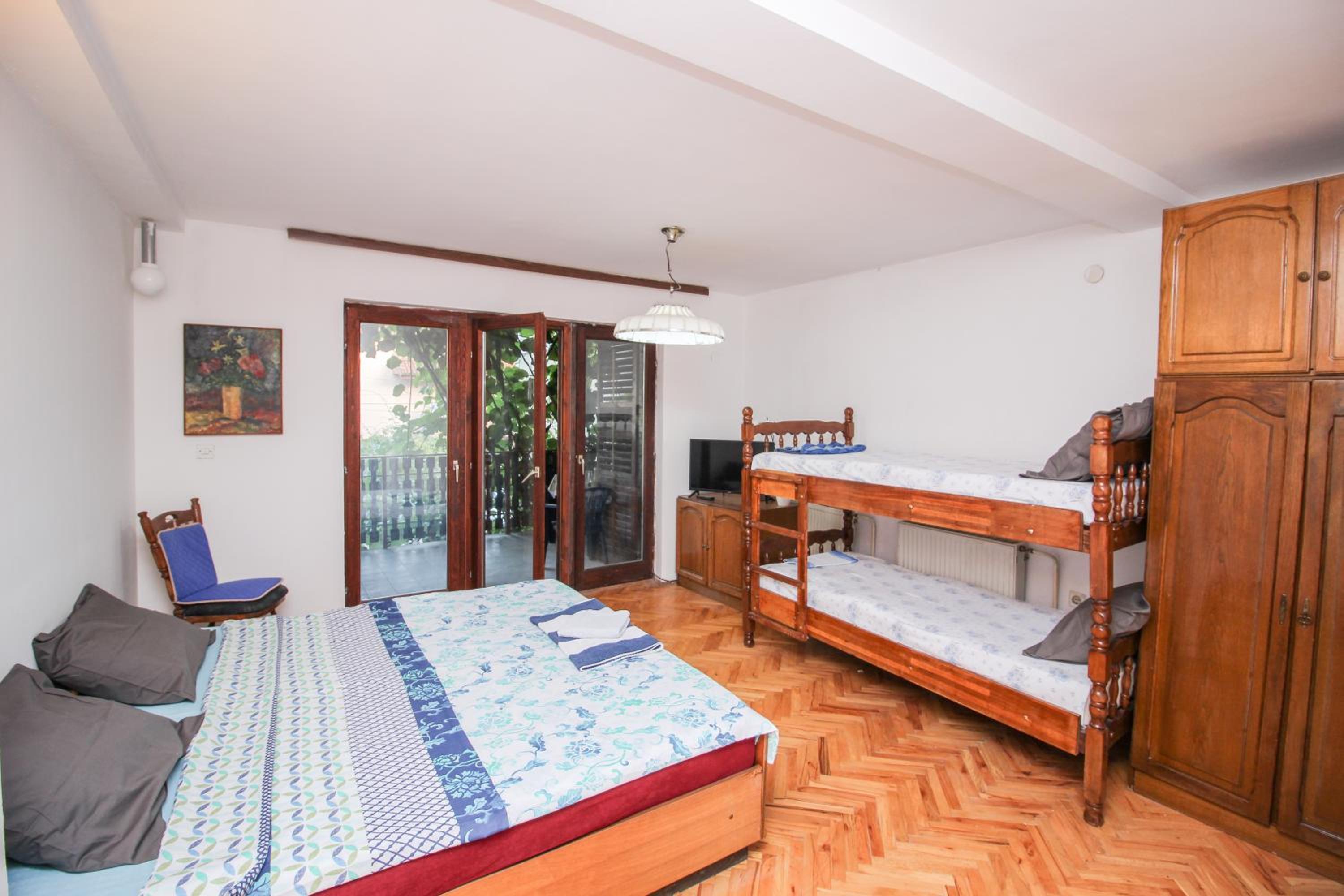 Teo Apartments