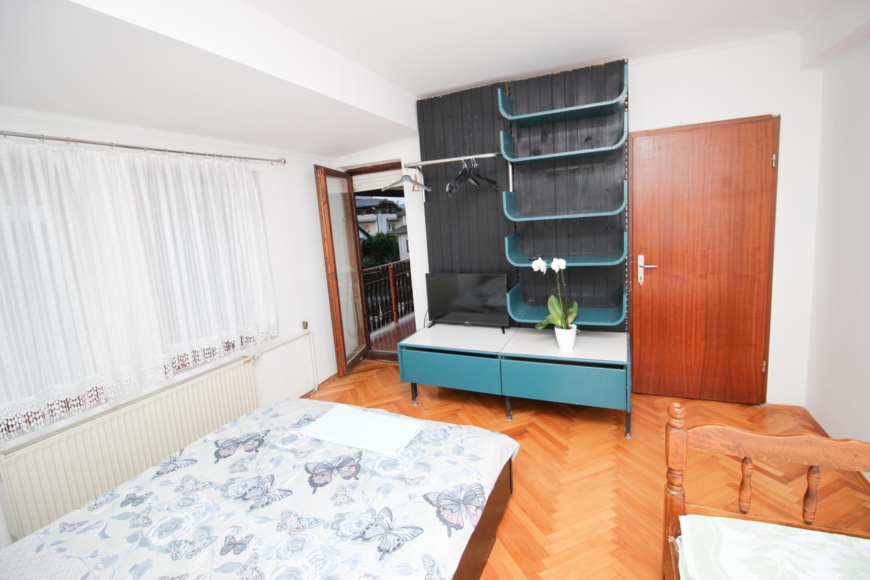 Teo Apartments