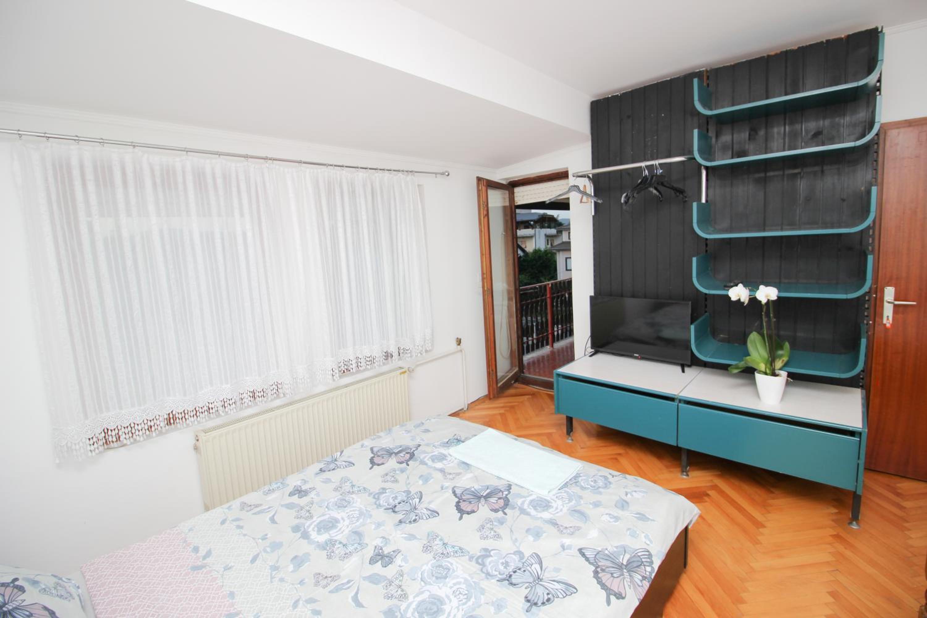 Teo Apartments