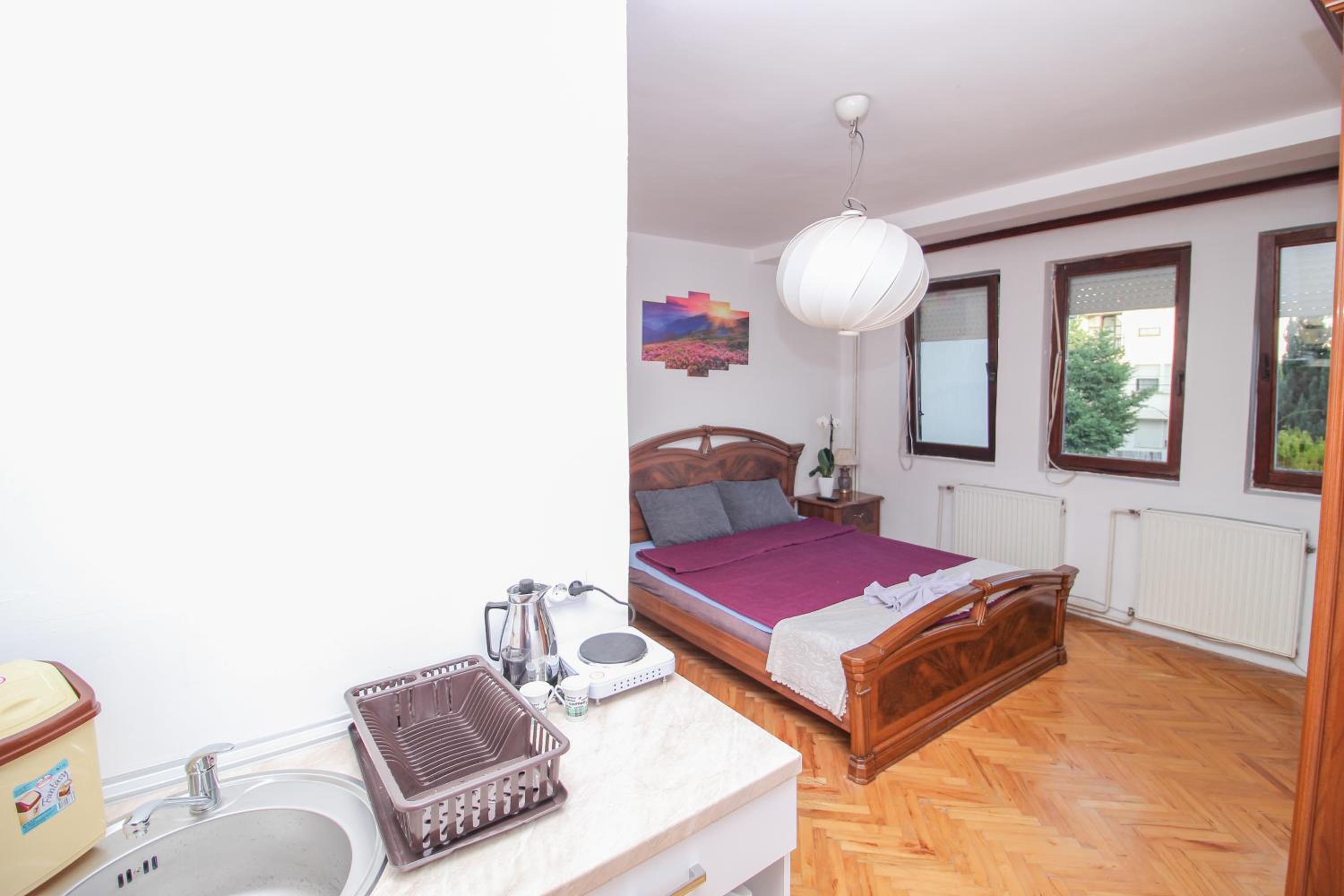Teo Apartments