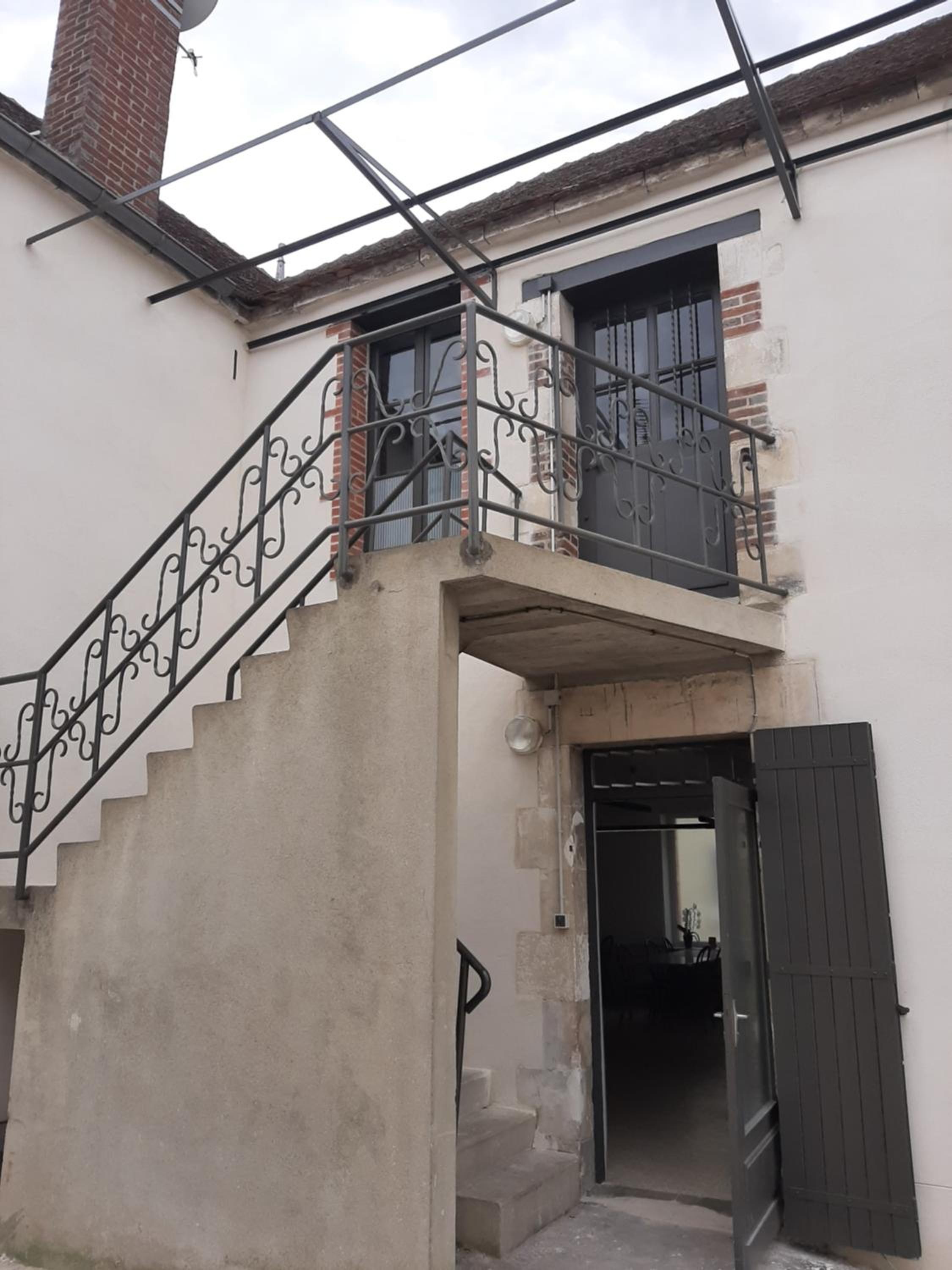 balcony