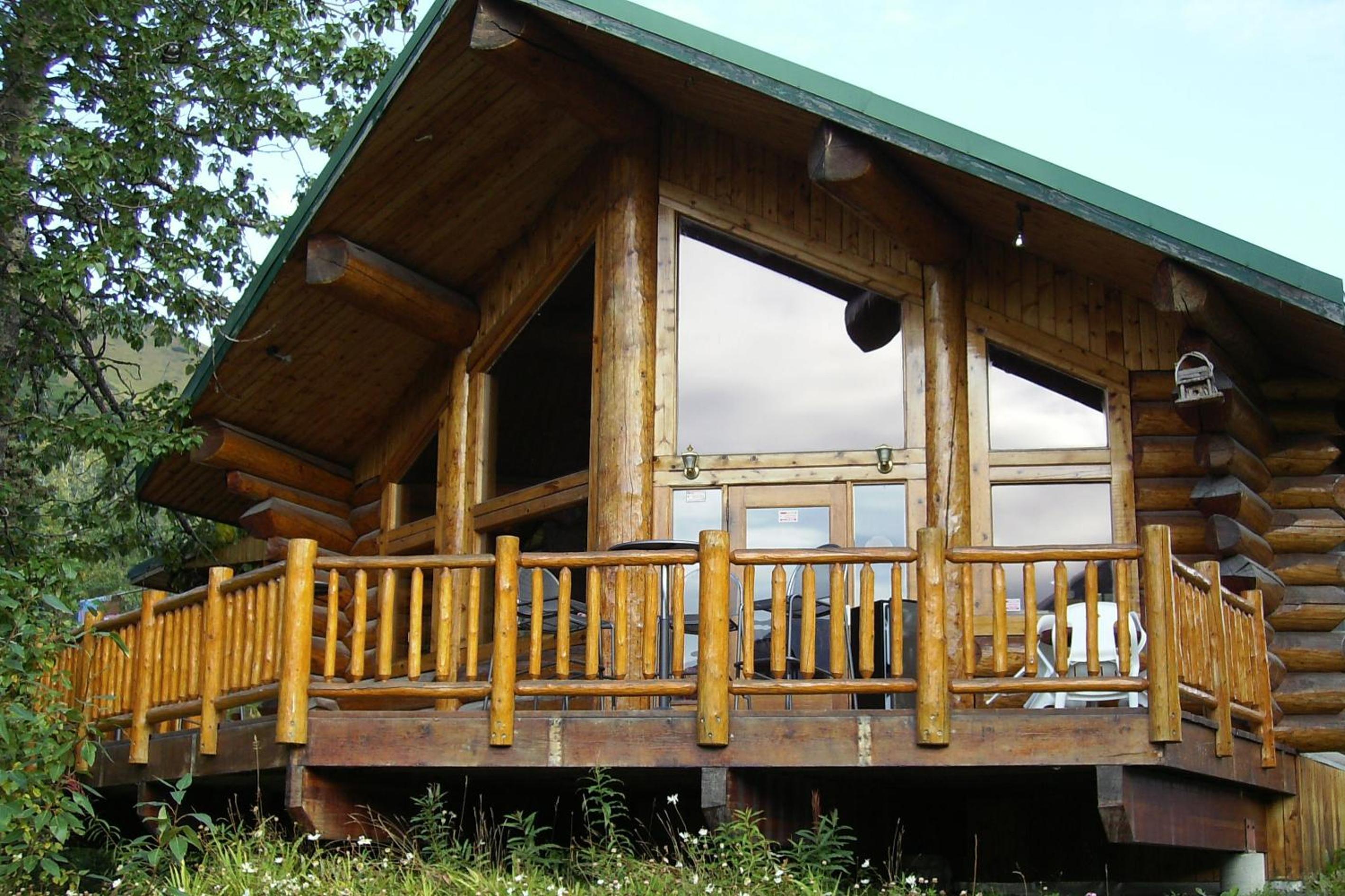 Summit Lake Lodge