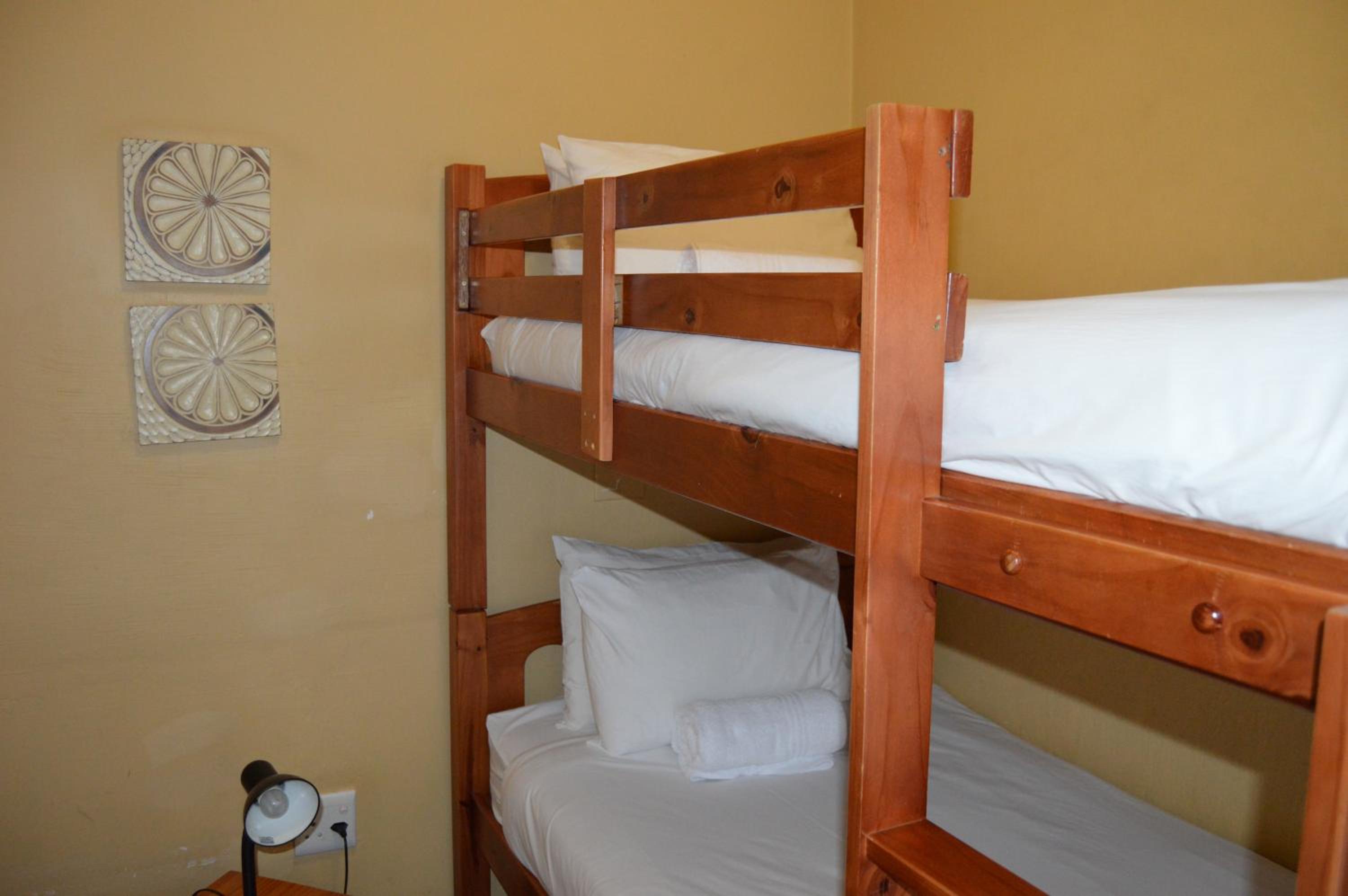 Ascot Inn