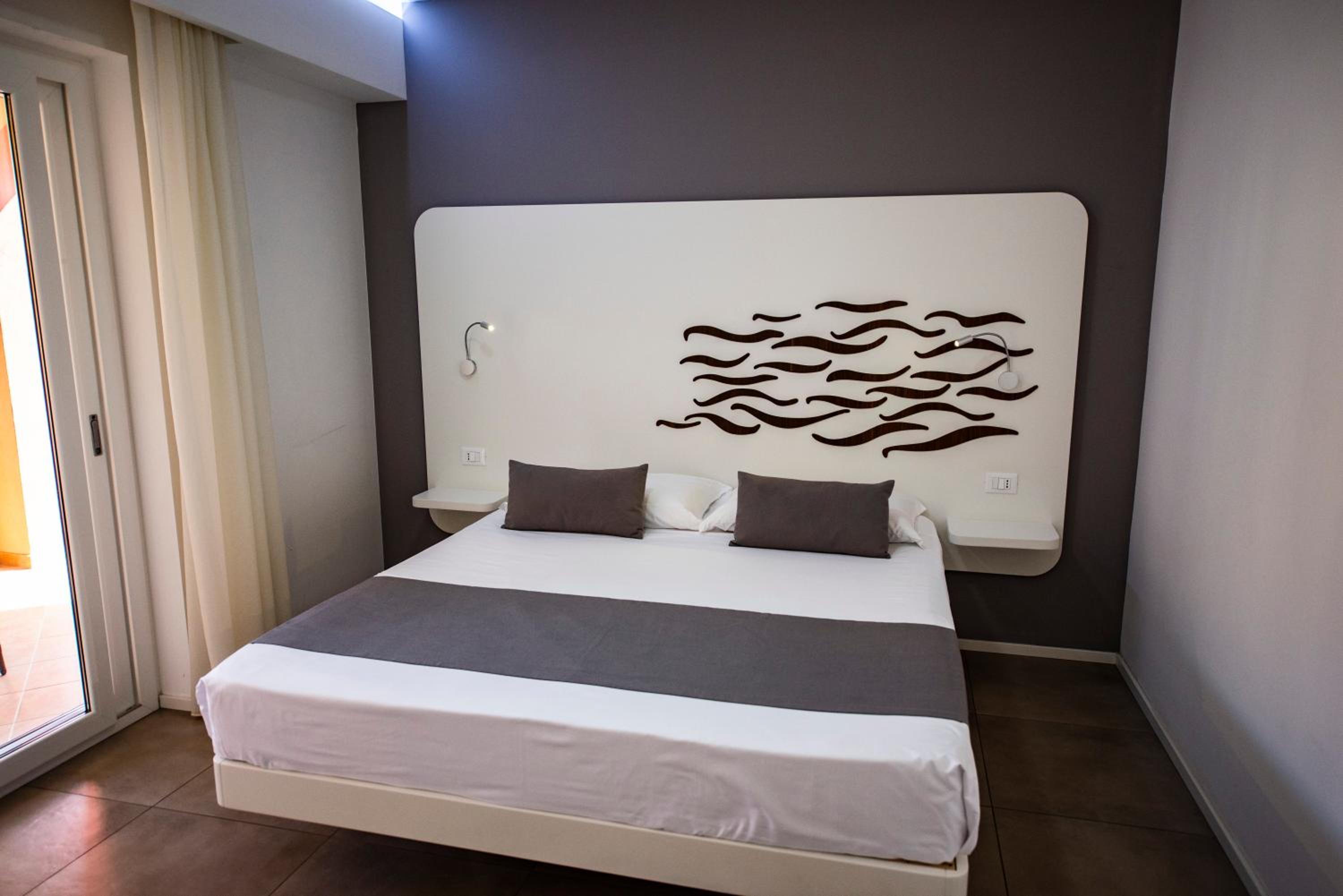 Aether Suites Tropea - Free Private Parking