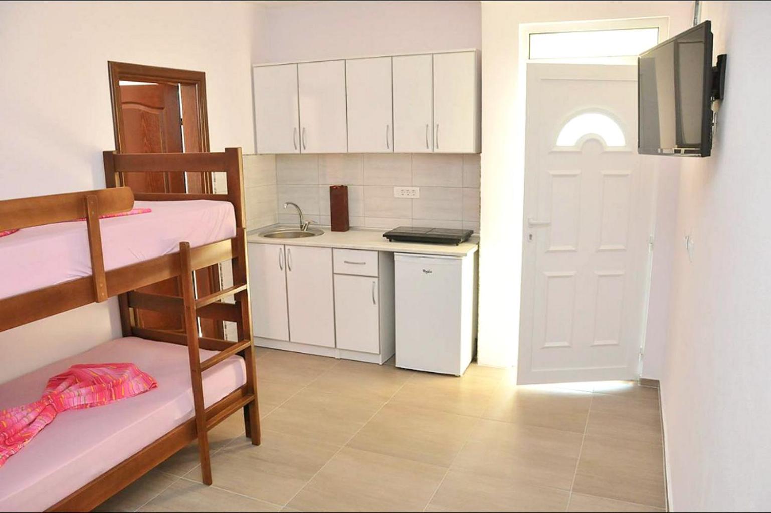 Apartments Leyla