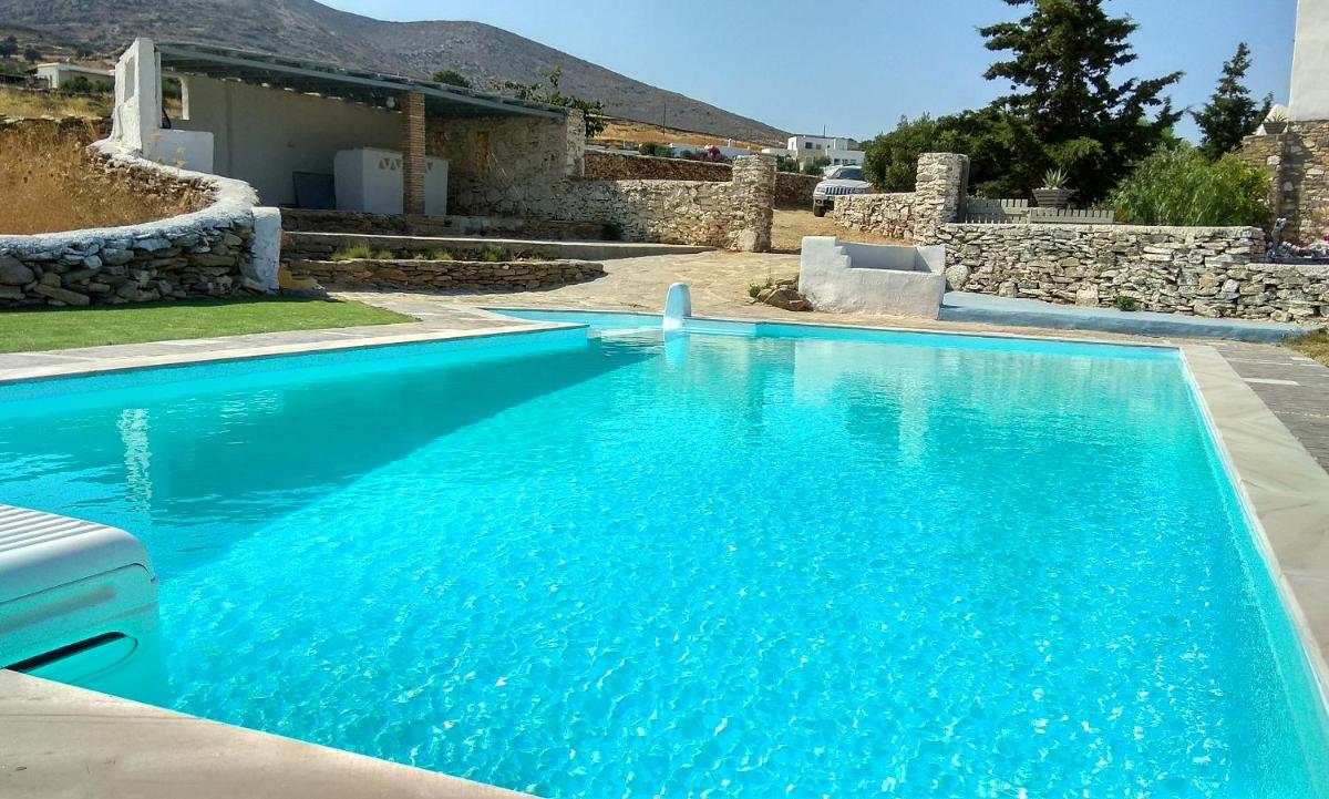 Elysium Paros Houses