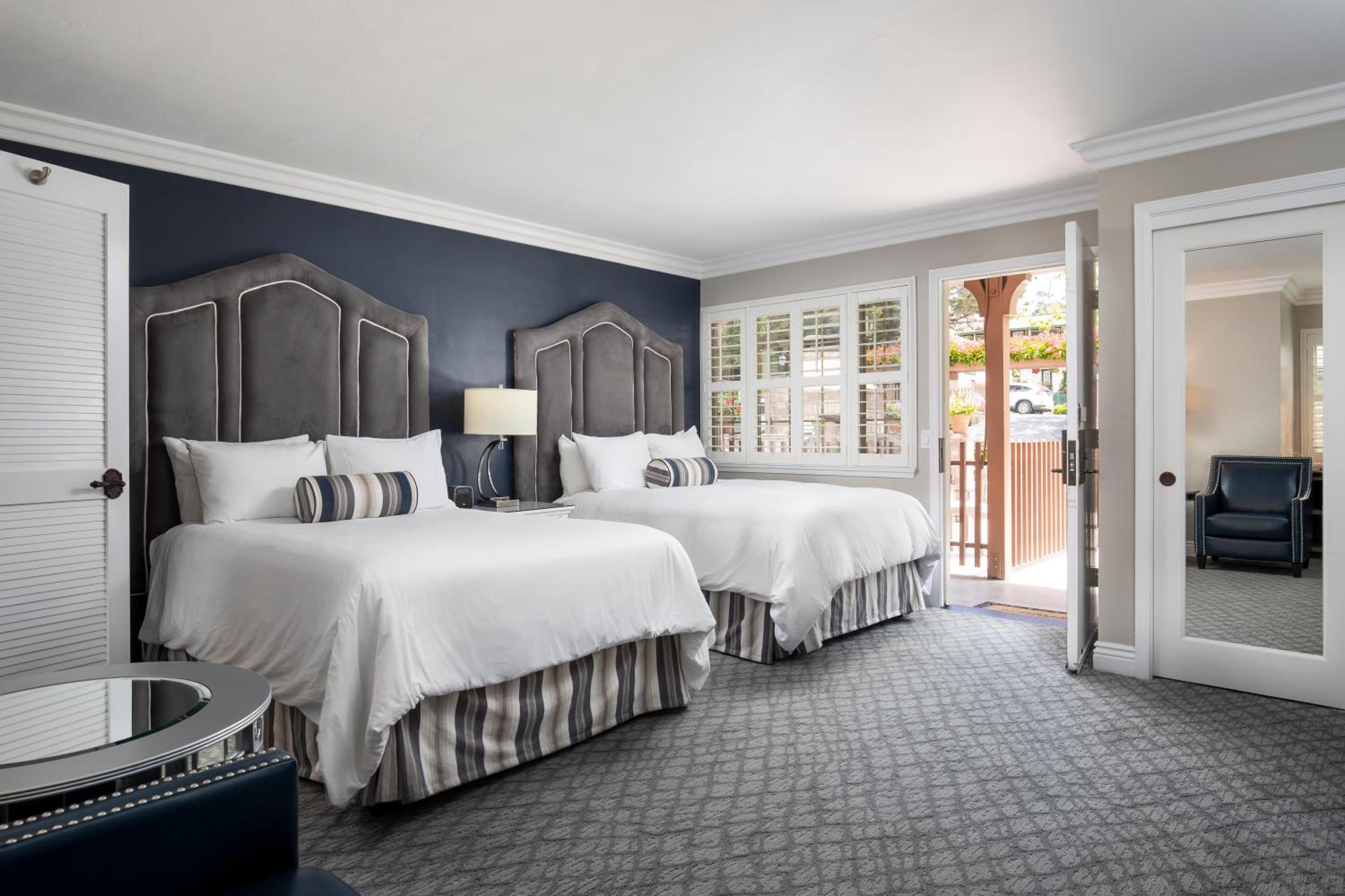 Candle Light Inn - Property Image 13