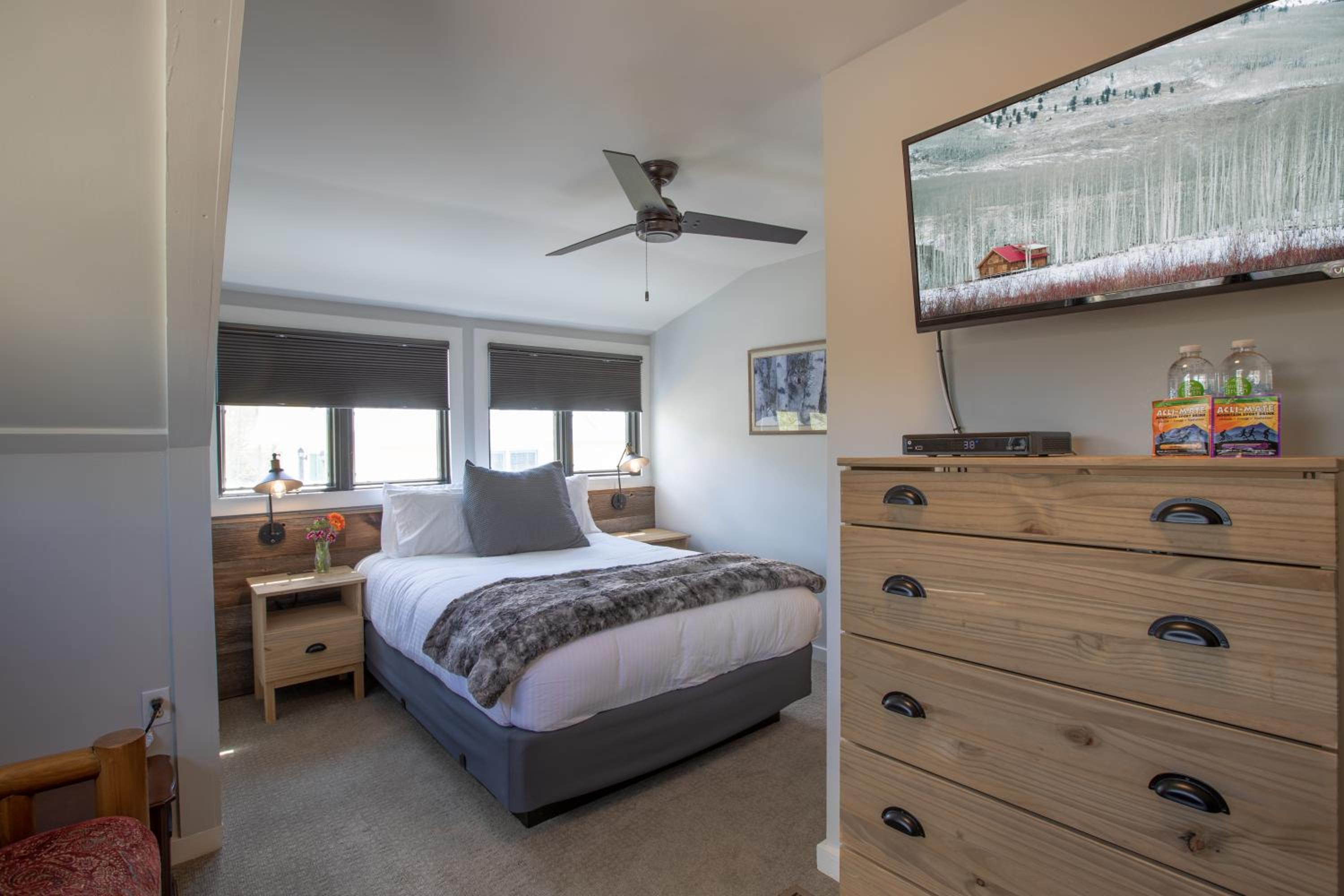 Purple Mountain Bed & Breakfast & Spa