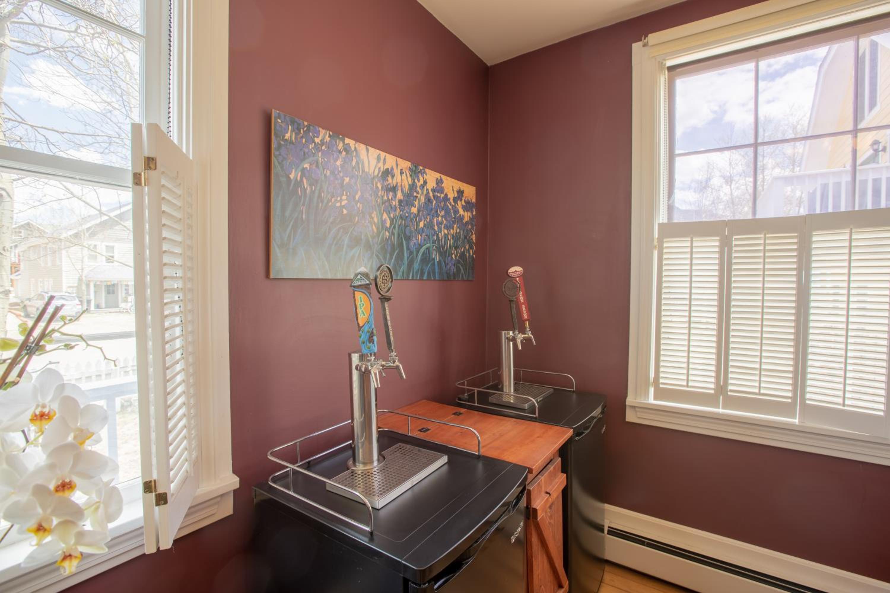 Purple Mountain Bed & Breakfast & Spa