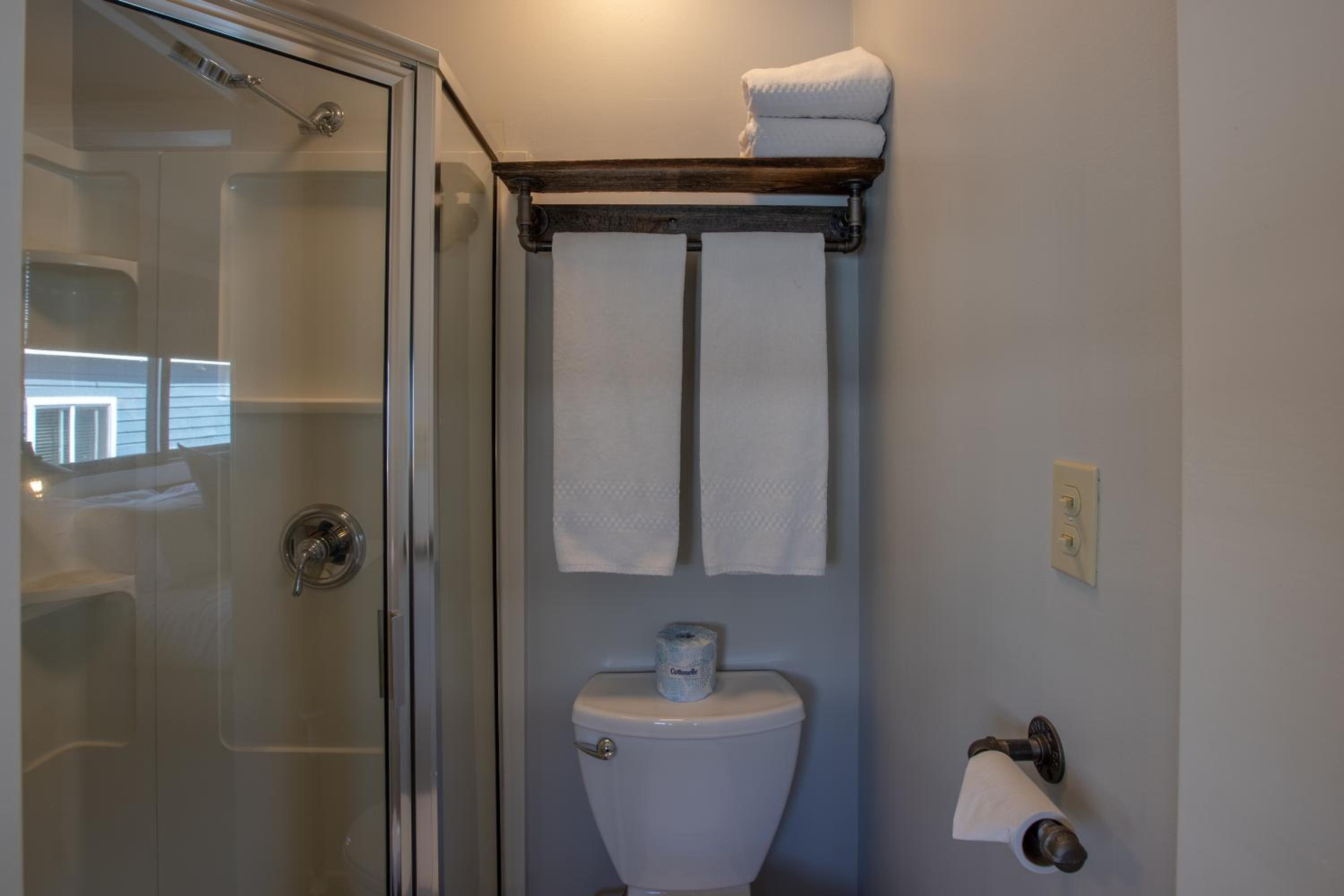 Purple Mountain Bed & Breakfast & Spa