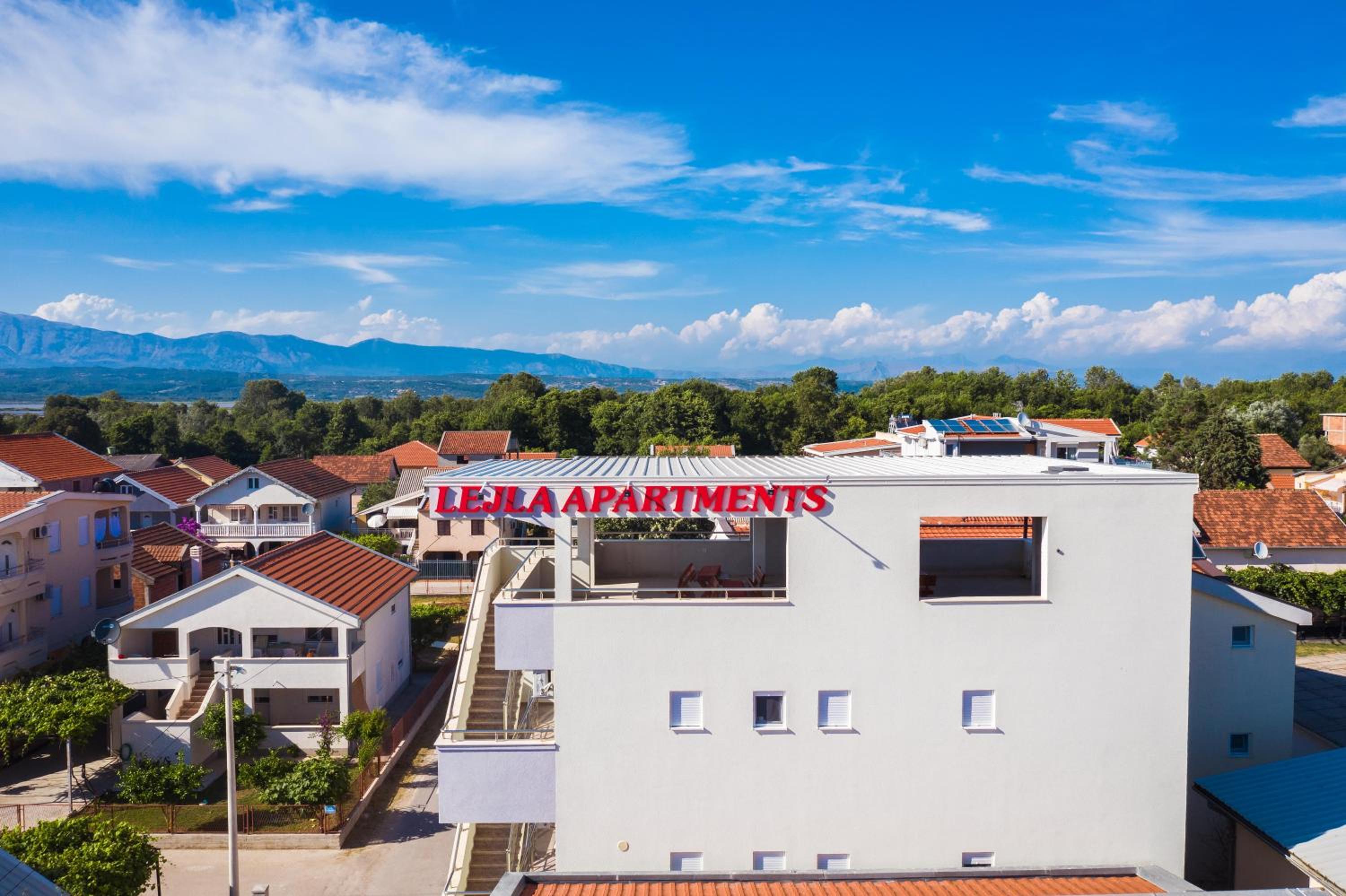 Apartments Leyla
