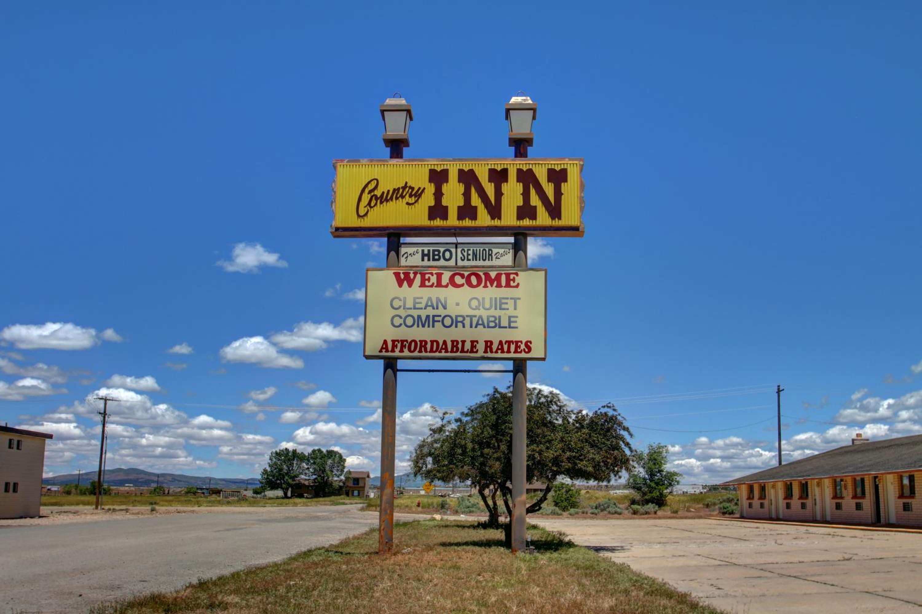 Beaver Vacations - Country Inn Beaver Utah - Property Image 1