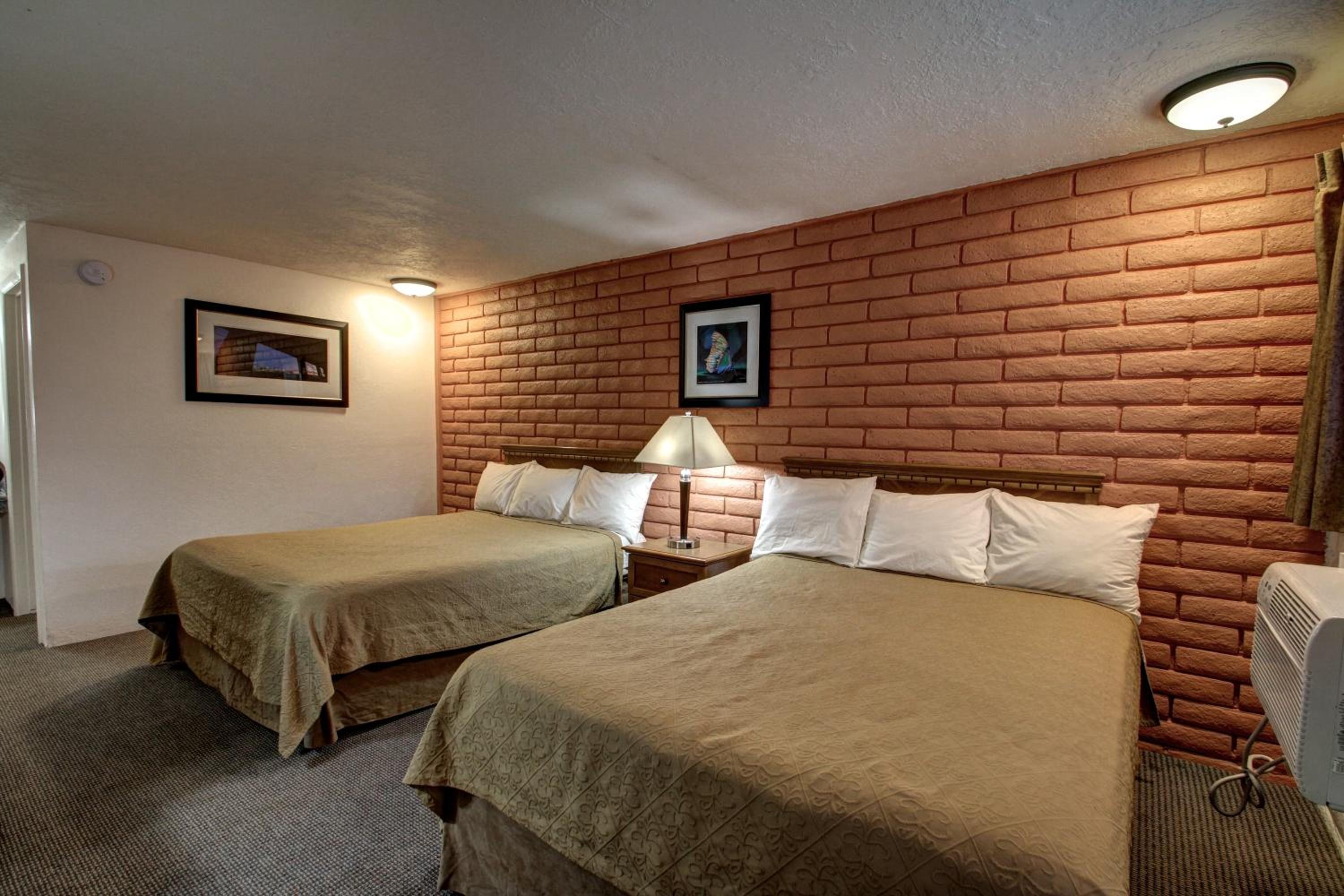 Beaver Vacations - Country Inn Beaver Utah - Property Image 8