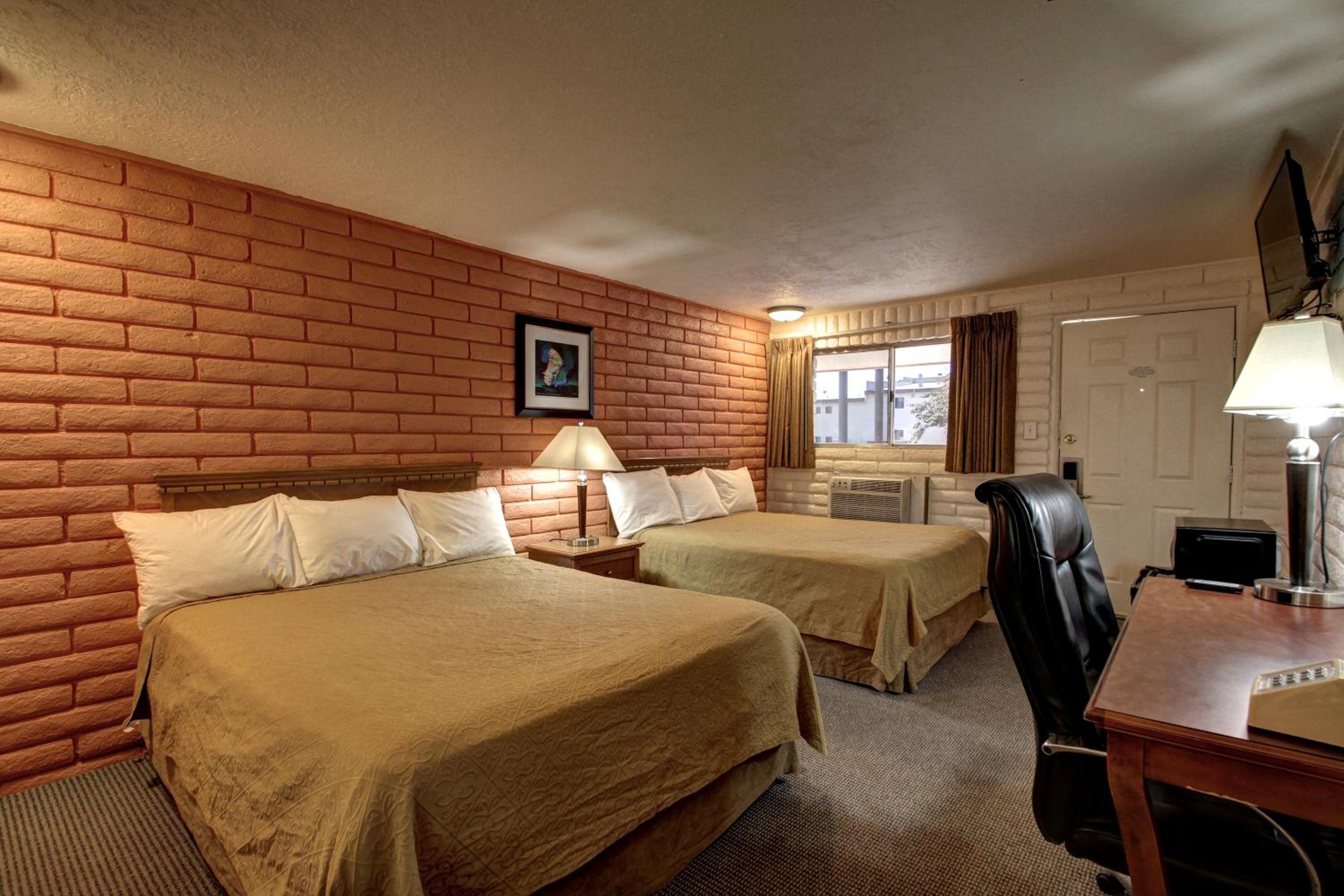 Beaver Vacations - Country Inn Beaver Utah - Property Image 9