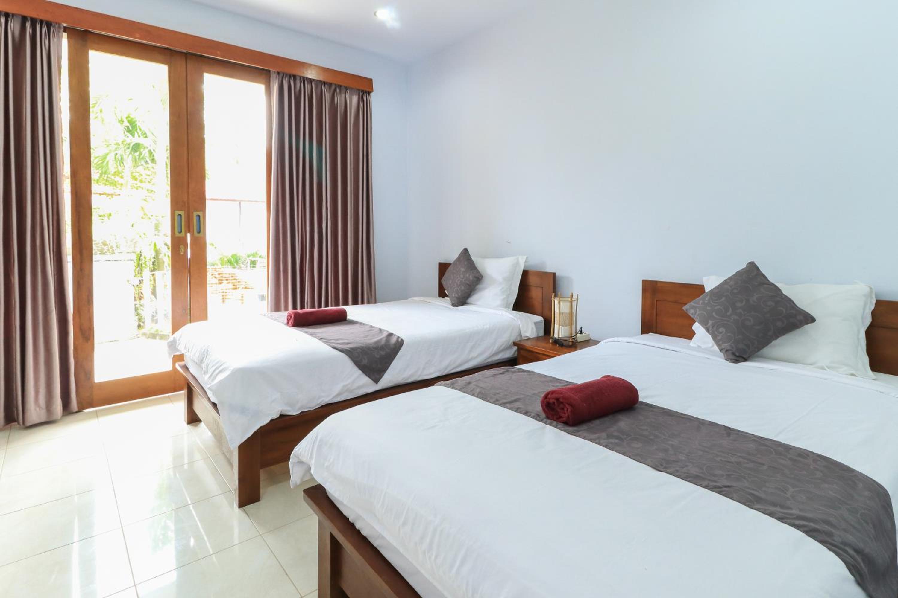 Canggu Nadi Guest House 11