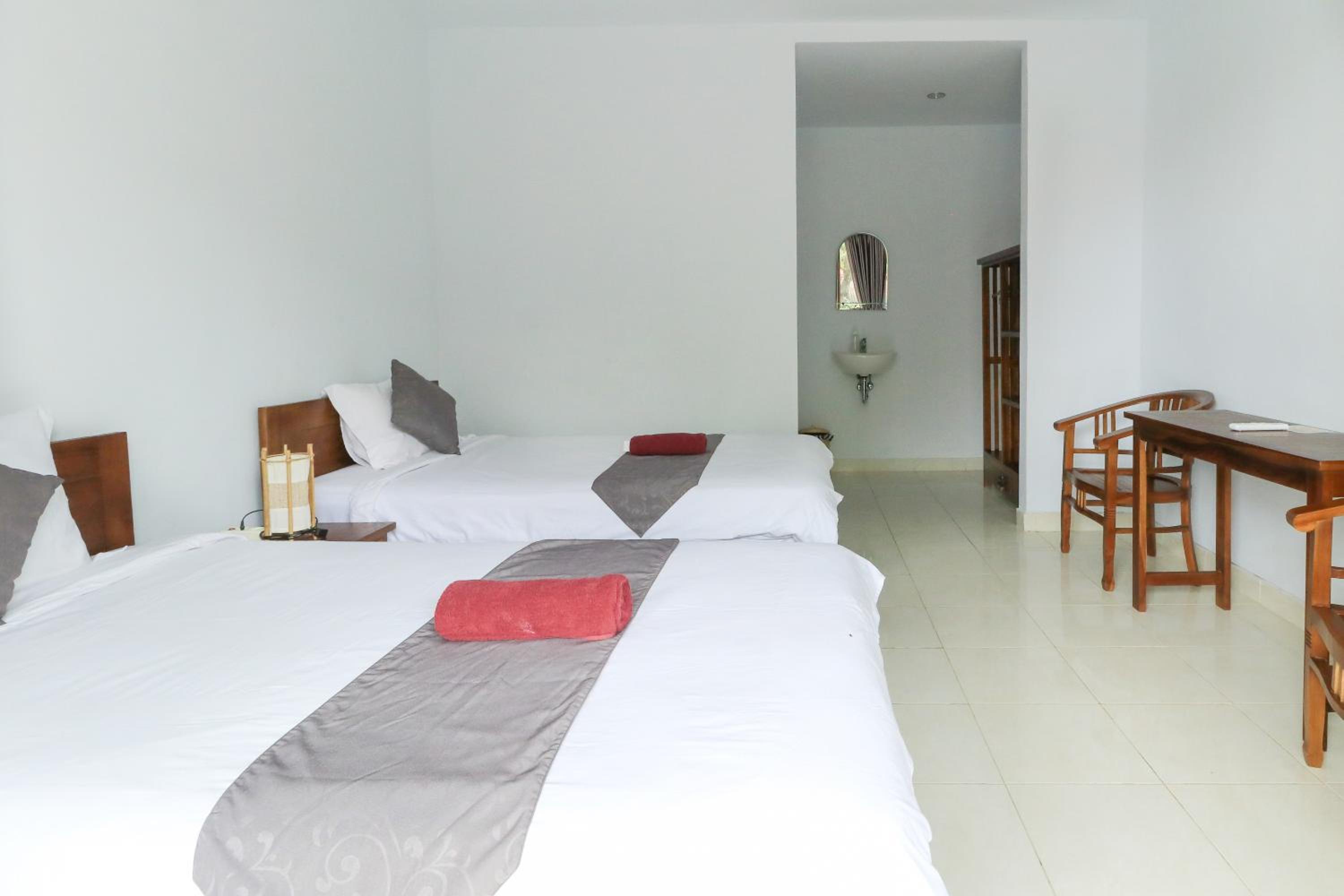 Canggu Nadi Guest House 13