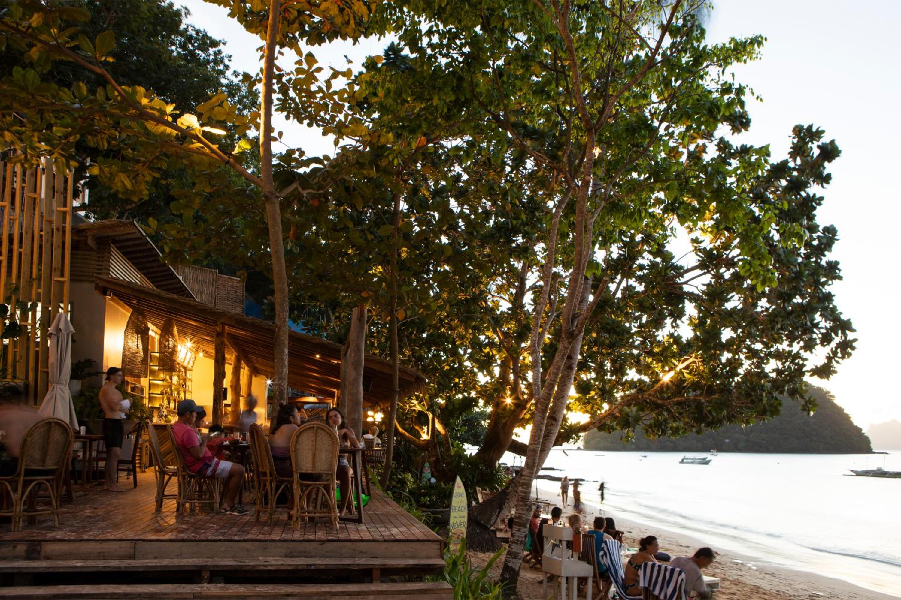 Maremegmeg Beach Club