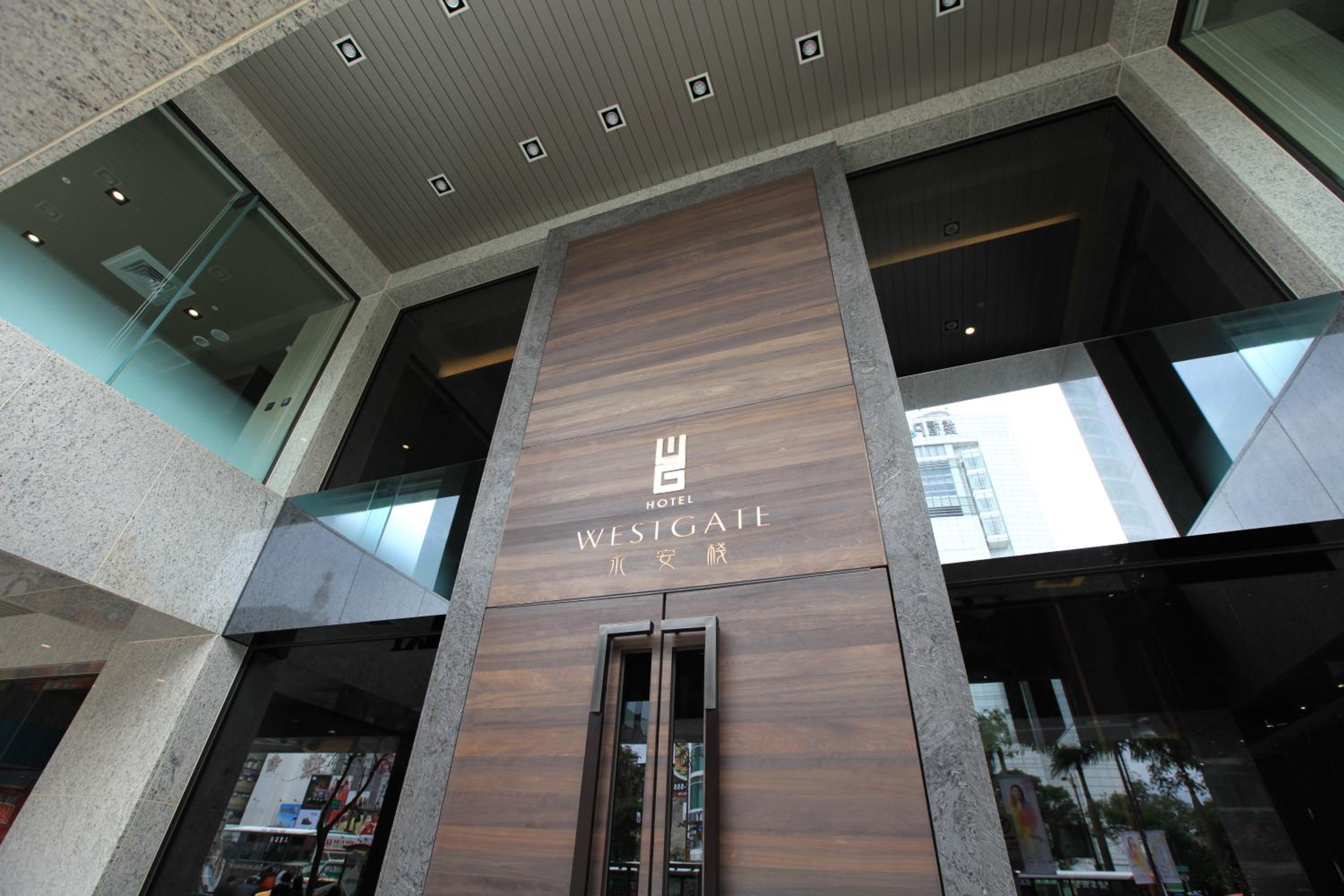 WESTGATE Hotel 42