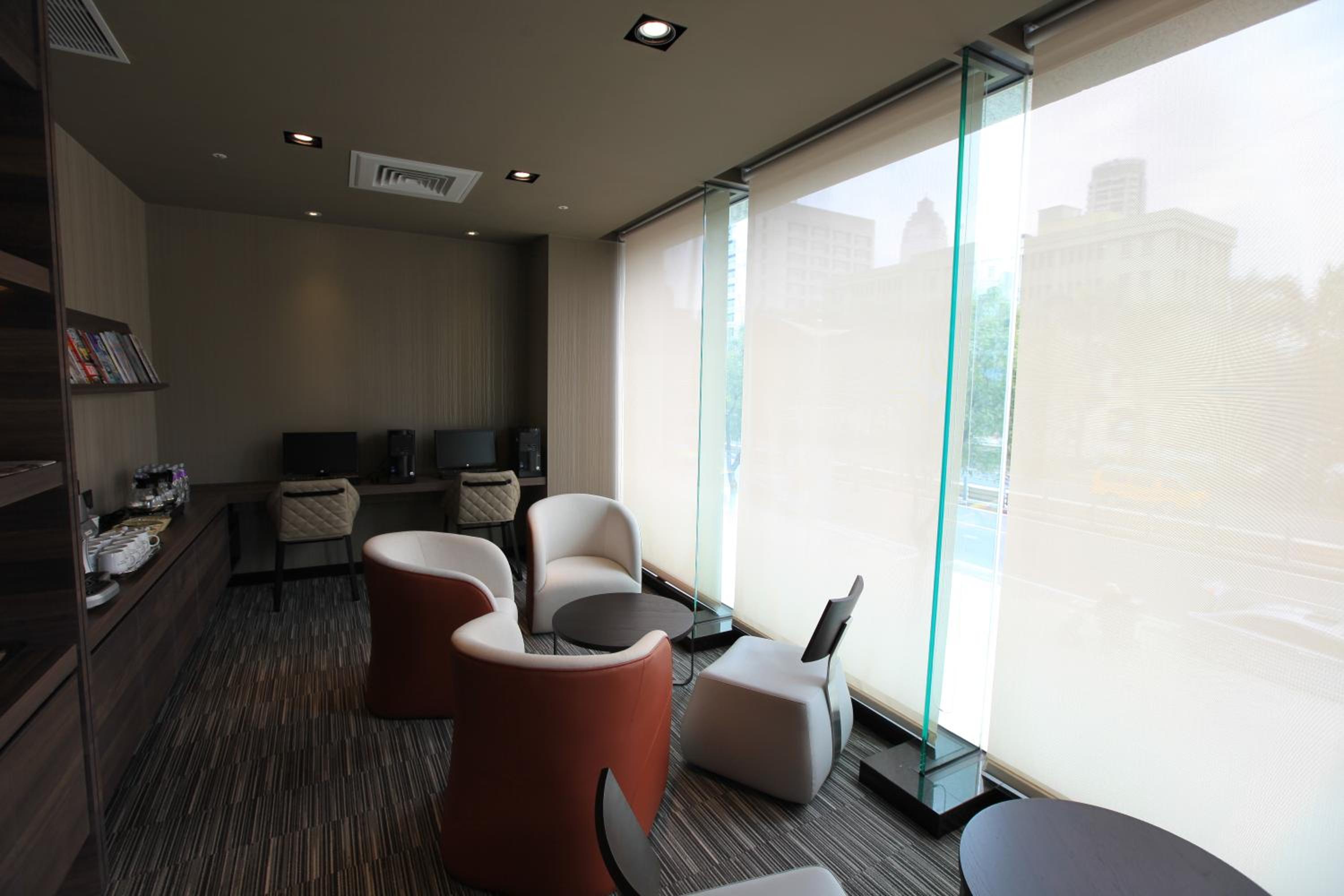 WESTGATE Hotel 53