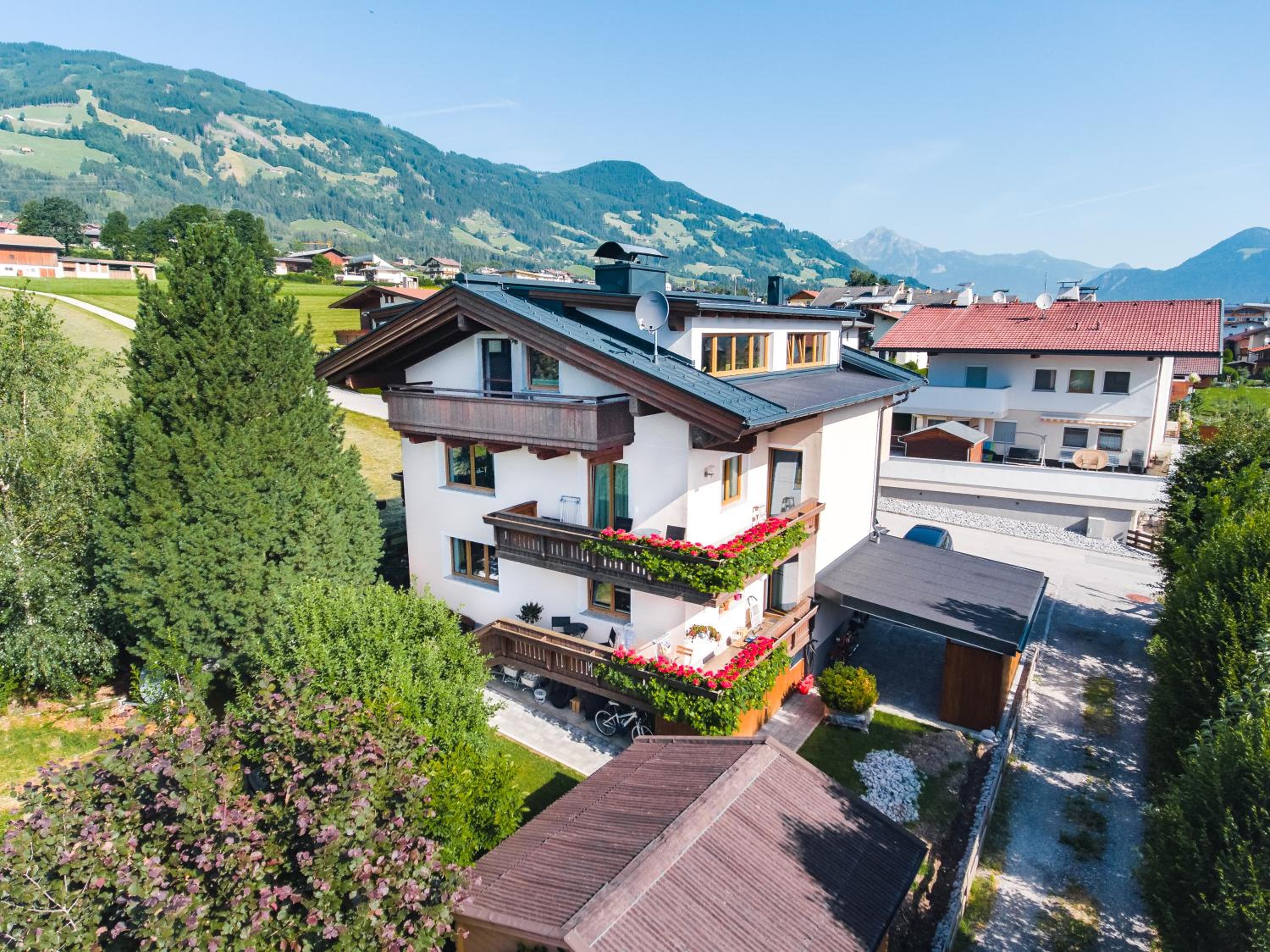 Ferienwohnung Schwarzenauer view 2