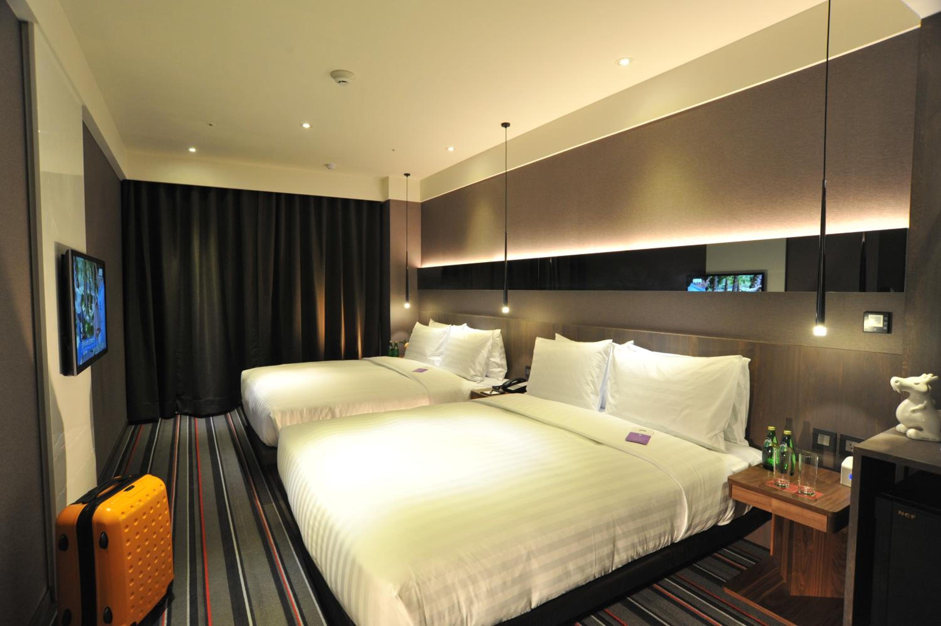 WESTGATE Hotel 64
