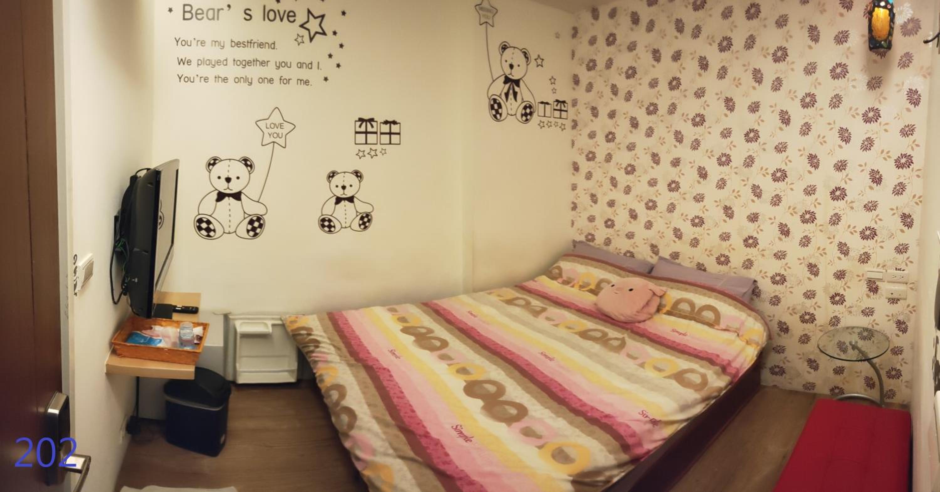 hotel room