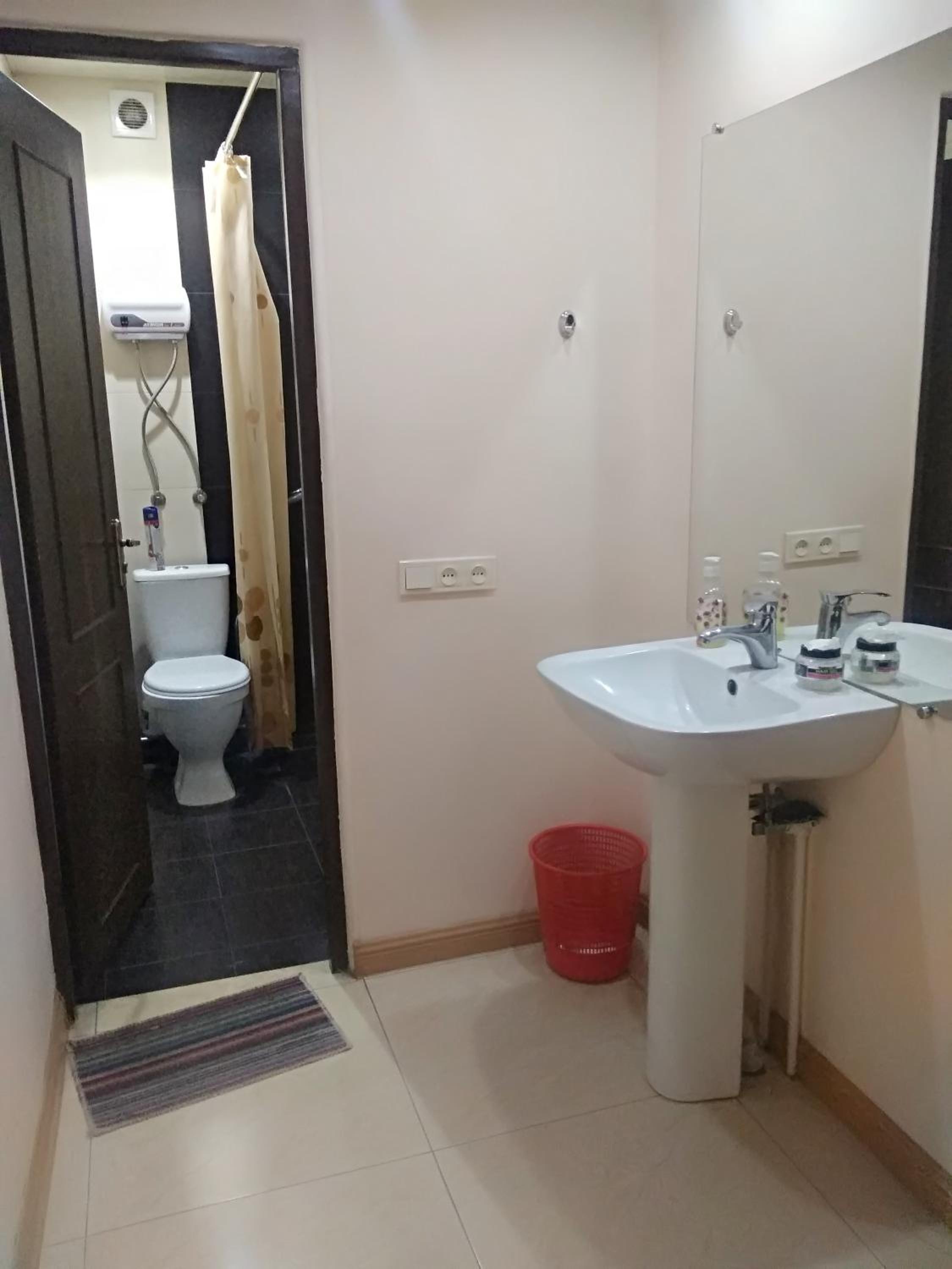 Komitas Avenue Guest House