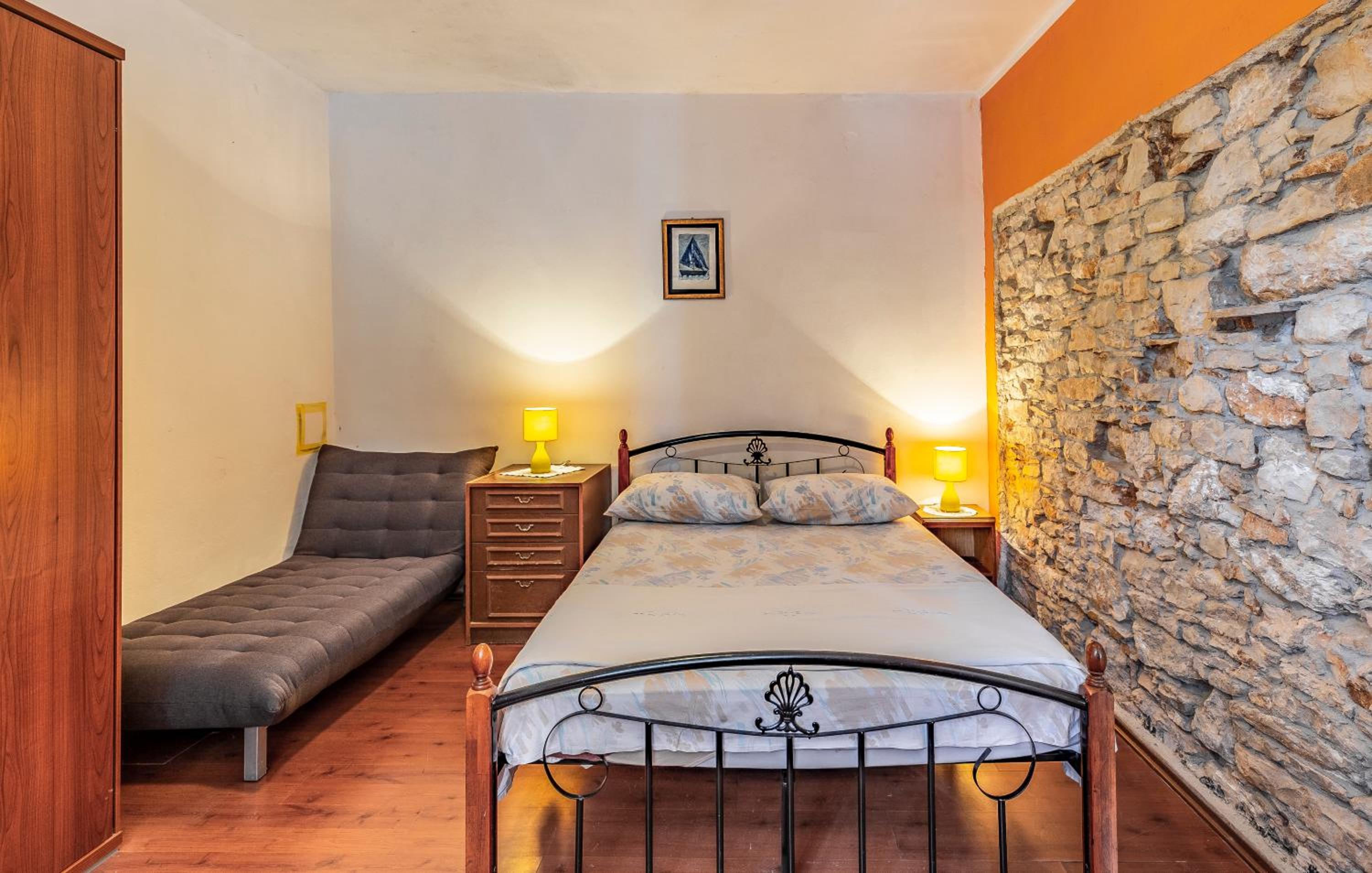 Stone house Histria photo 5