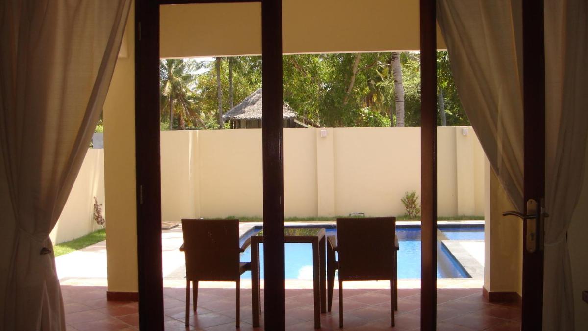 outdoor BBQ area
