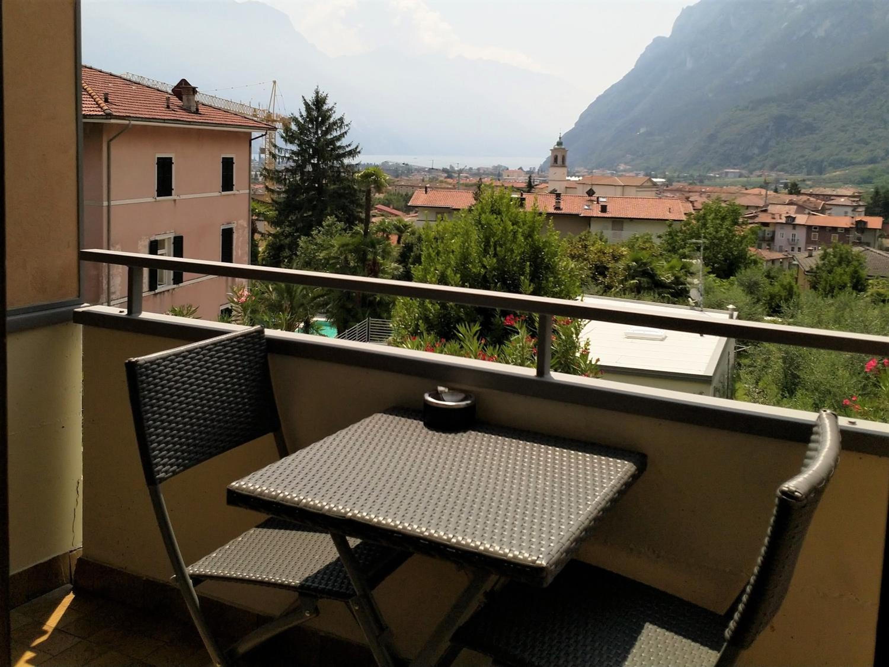 Appartamenti Garda il lago view 2