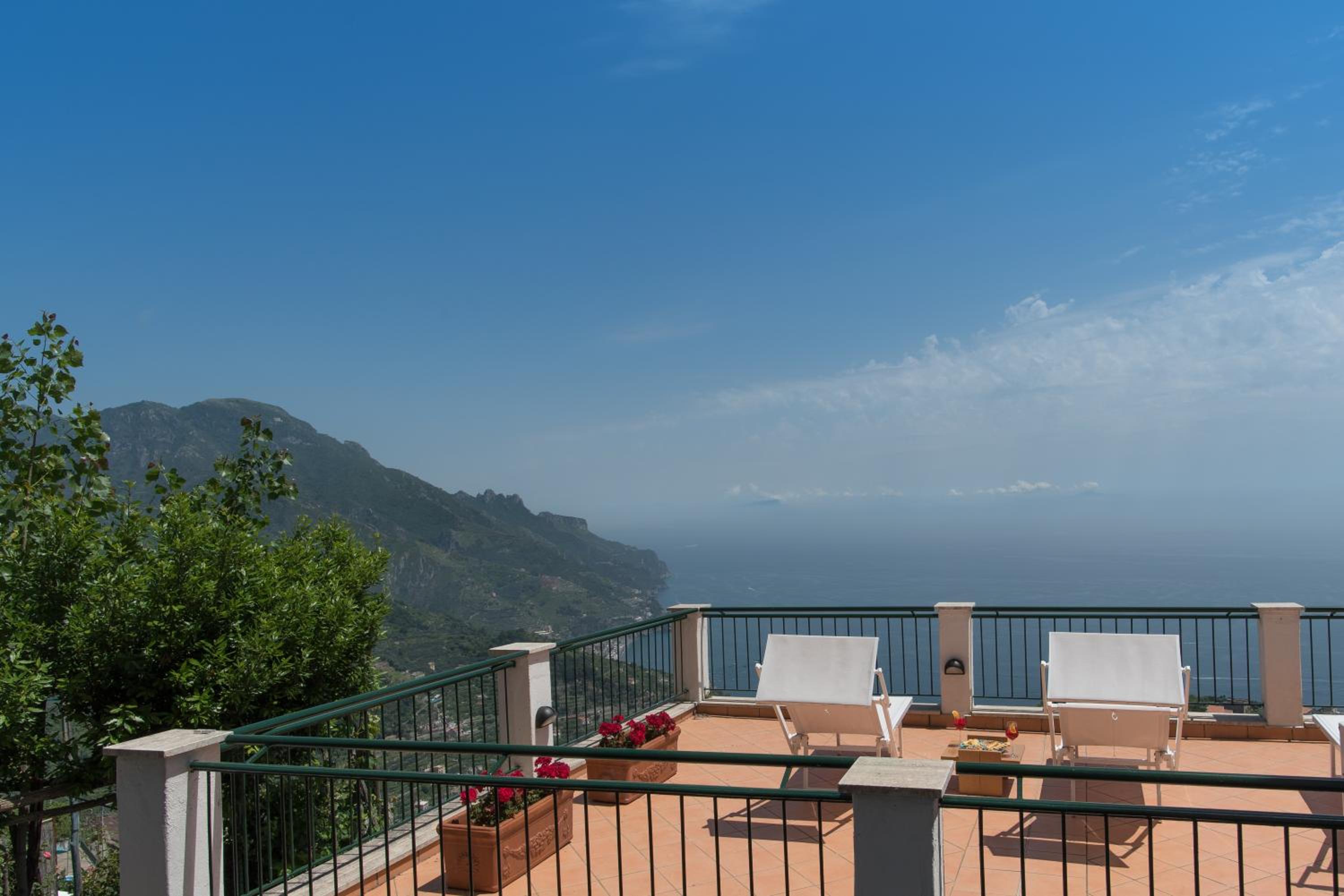 Dimore De Luca- San Martino view 5