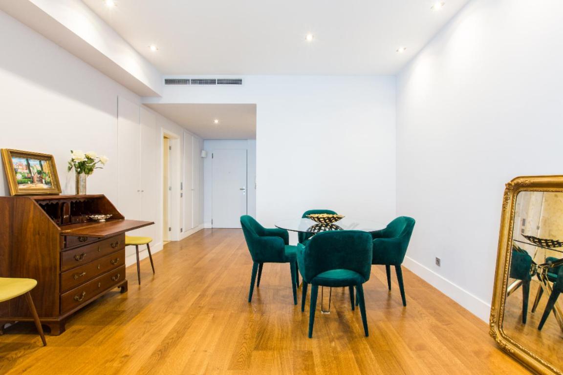 Your Home in Palácio do Bairro Alto view 4