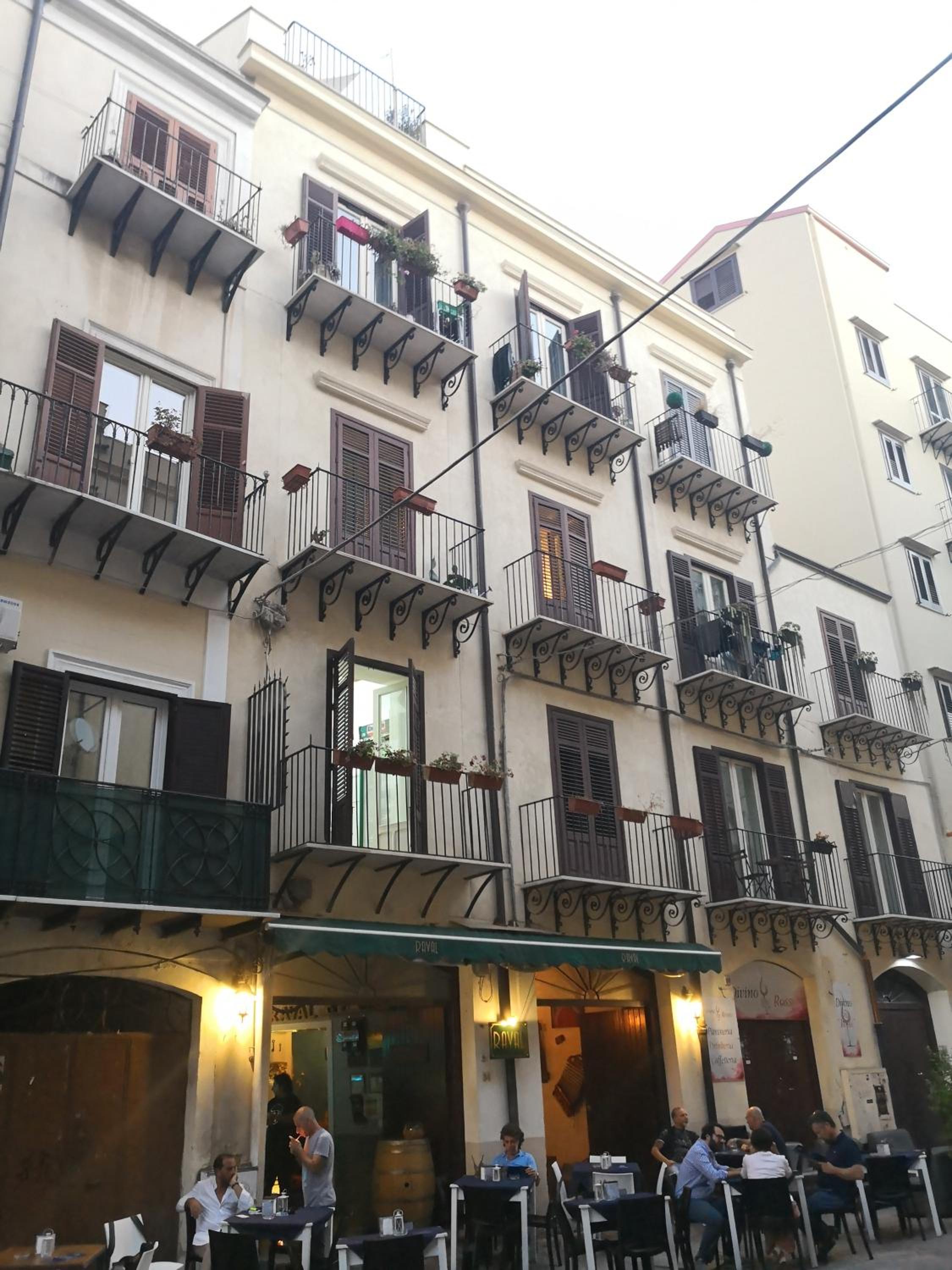 Cassàri Suite photo 2