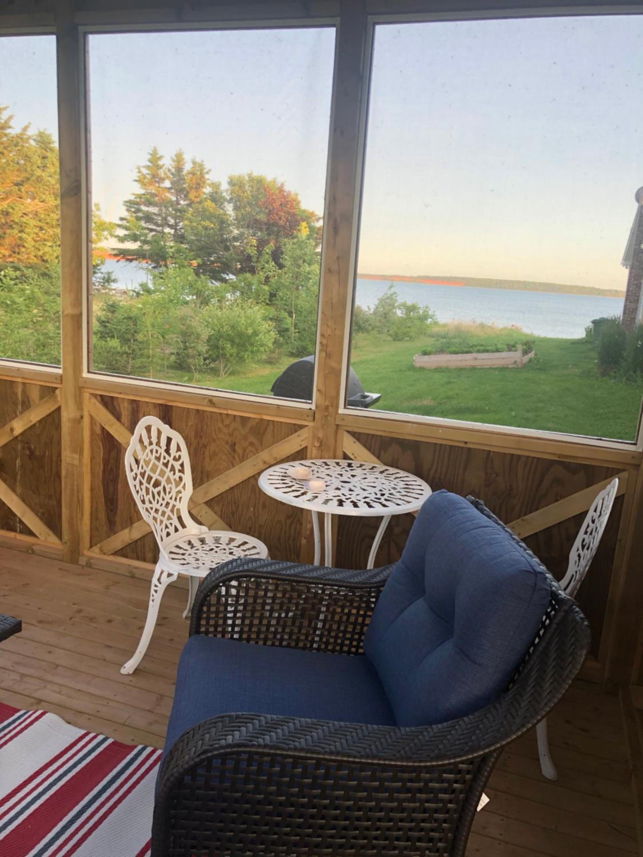 Bluewaters Retreat Bachelor Unit