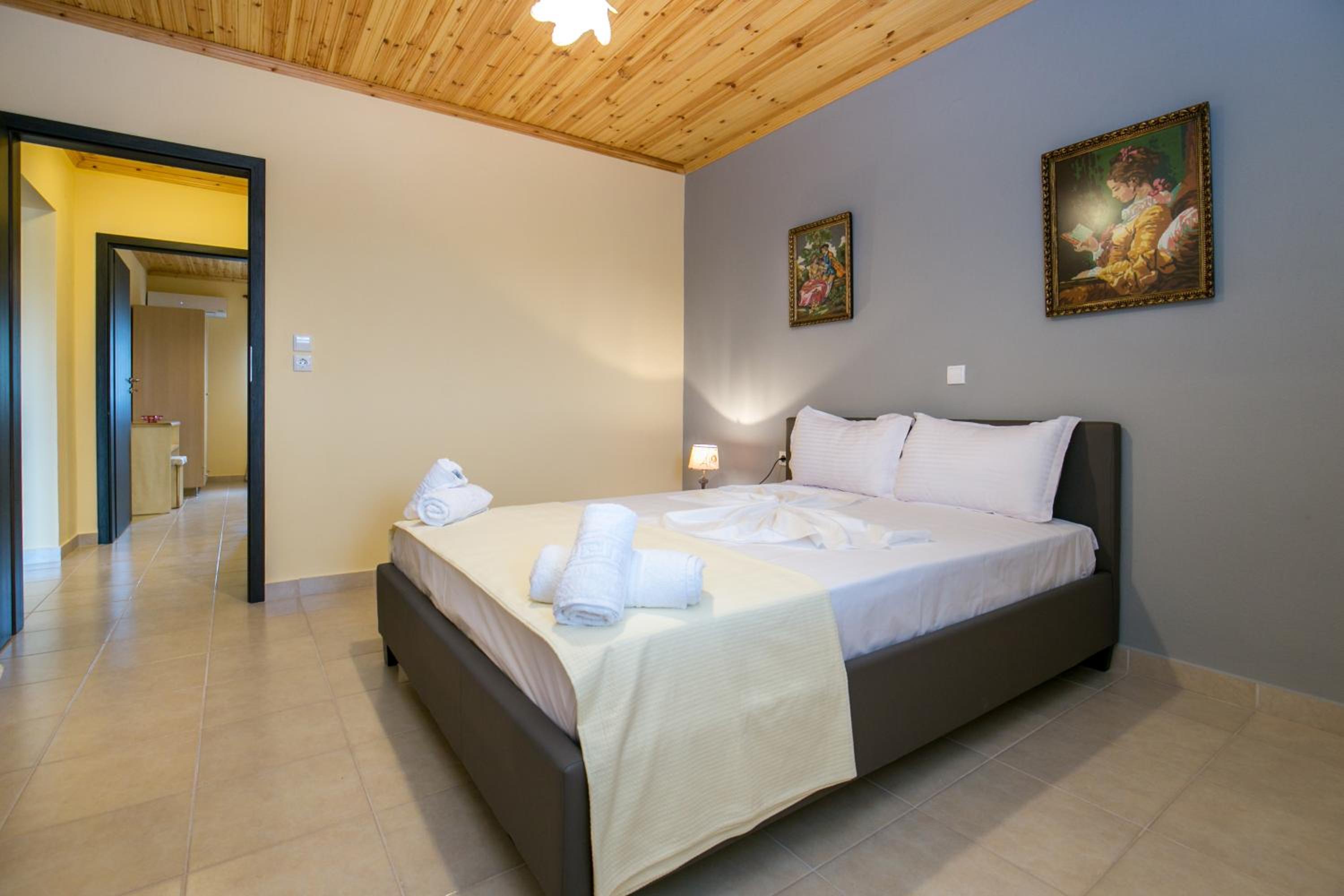 Grande Apartments