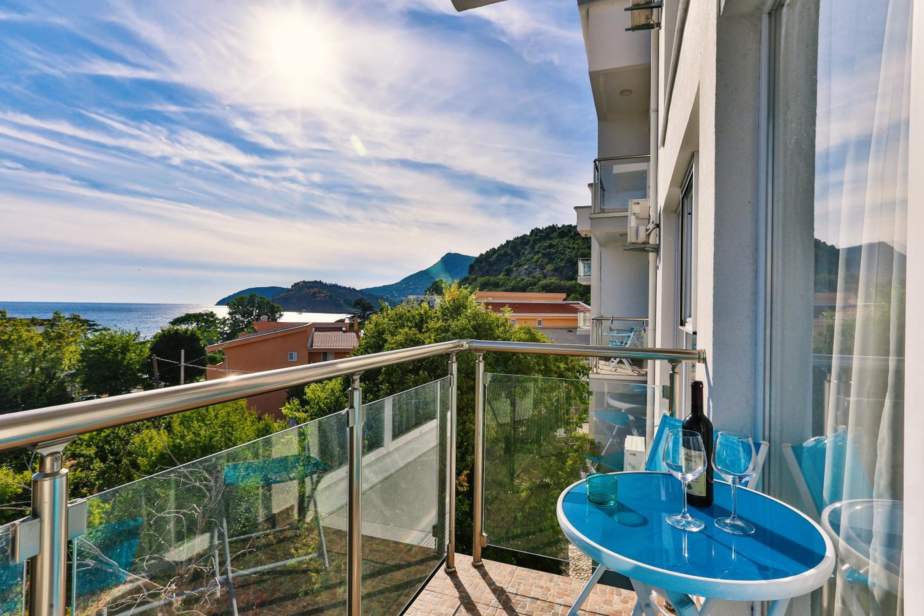 Photo 34