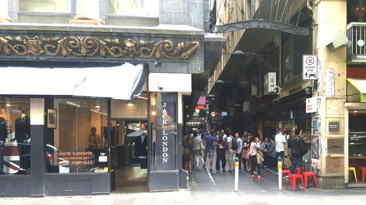 StayCentral - Little Paris CBD Melbourne