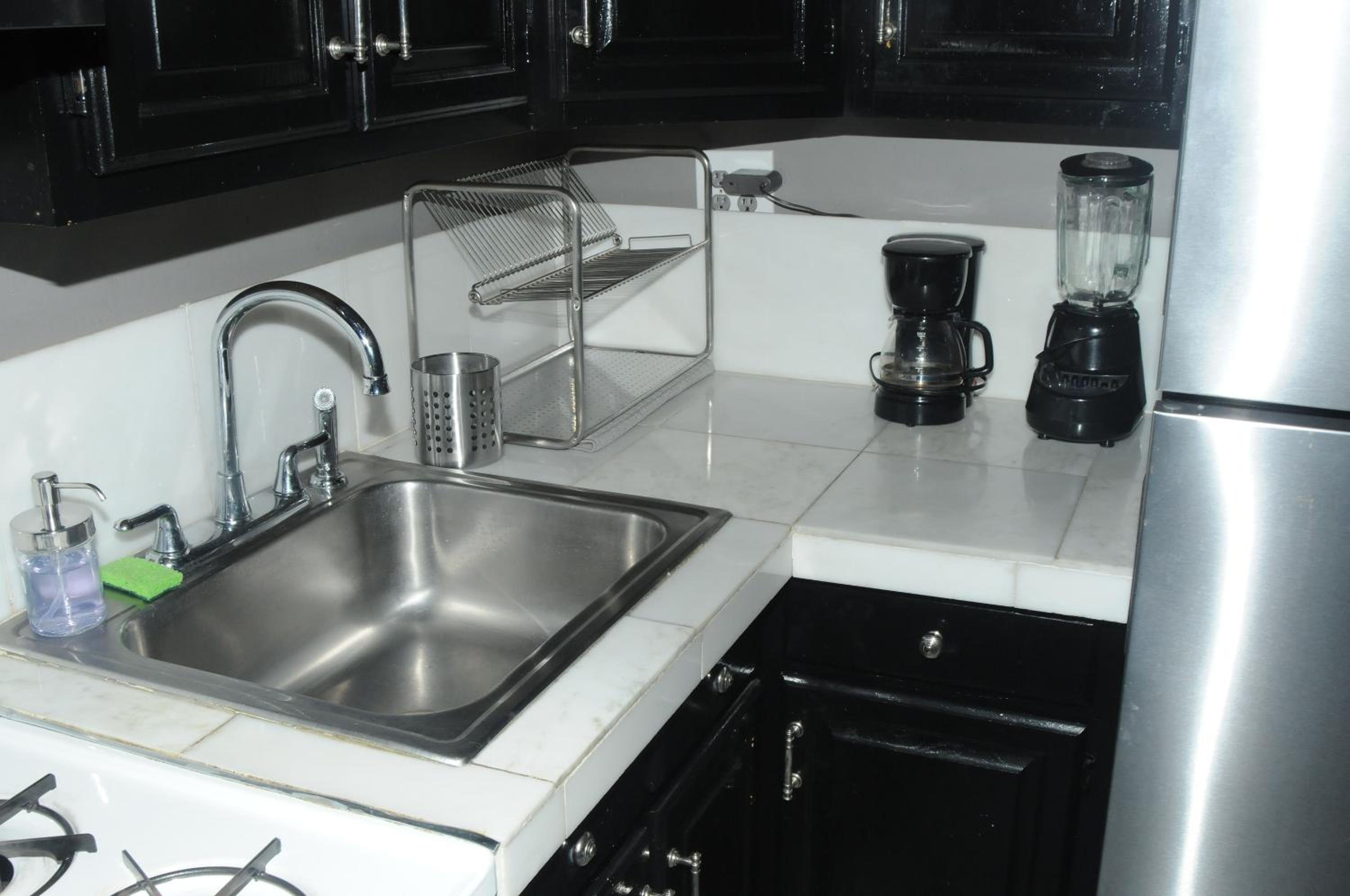 Plush Spacious 1 bedroom apt Williamsburg view 5