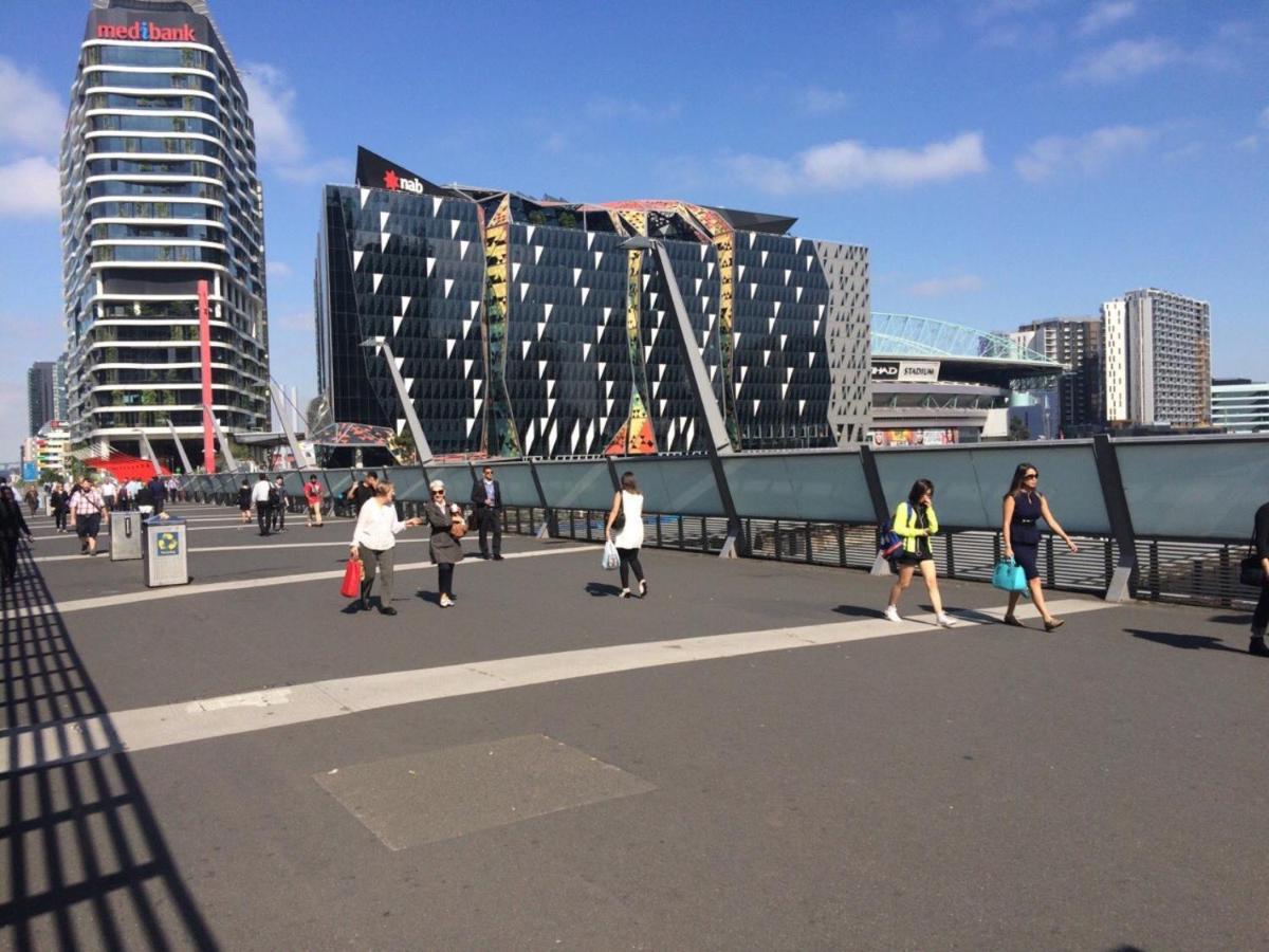 StayCentral - Little Paris CBD Melbourne