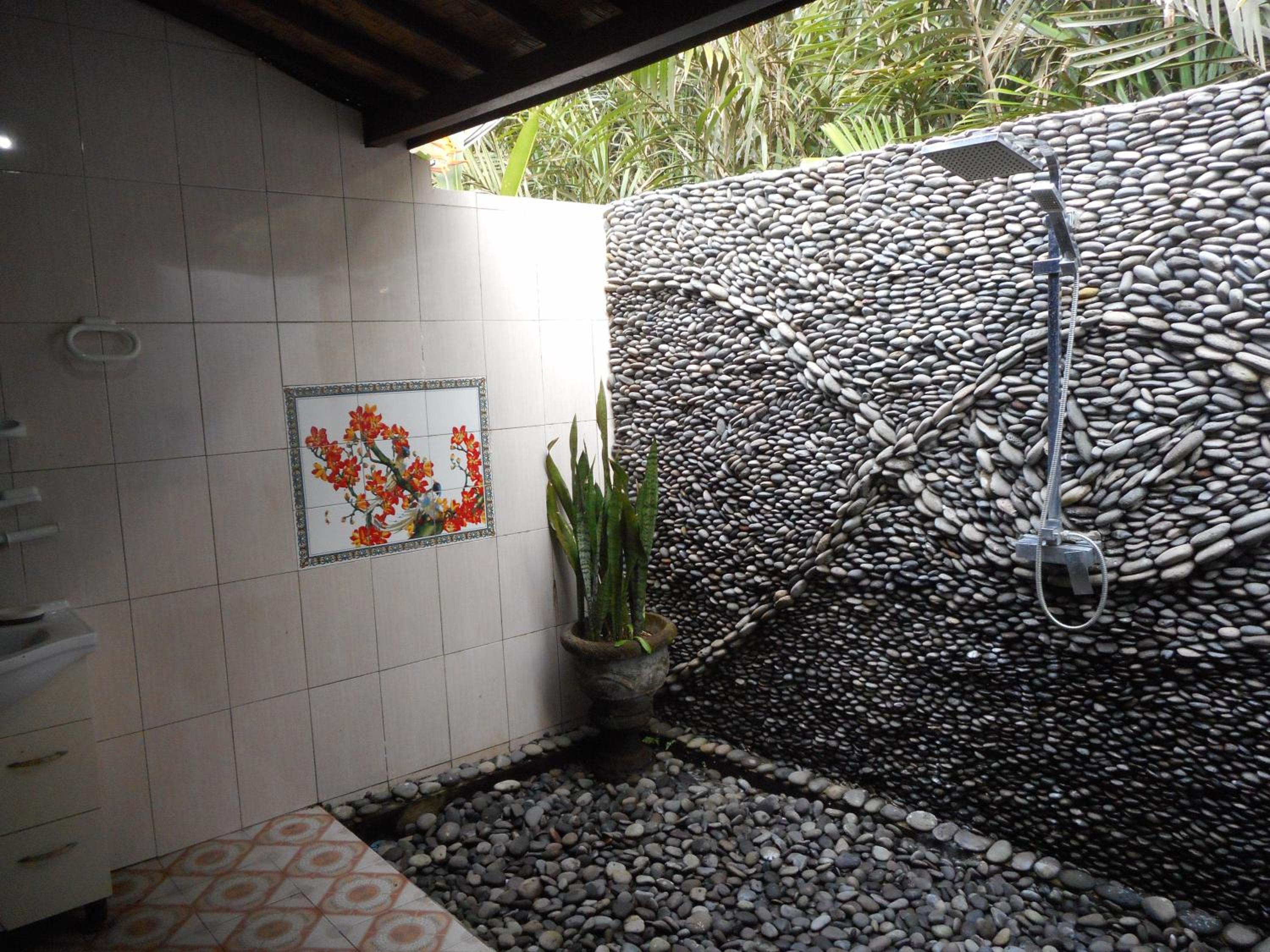 Kubu Alas Tunggal Villa view 5