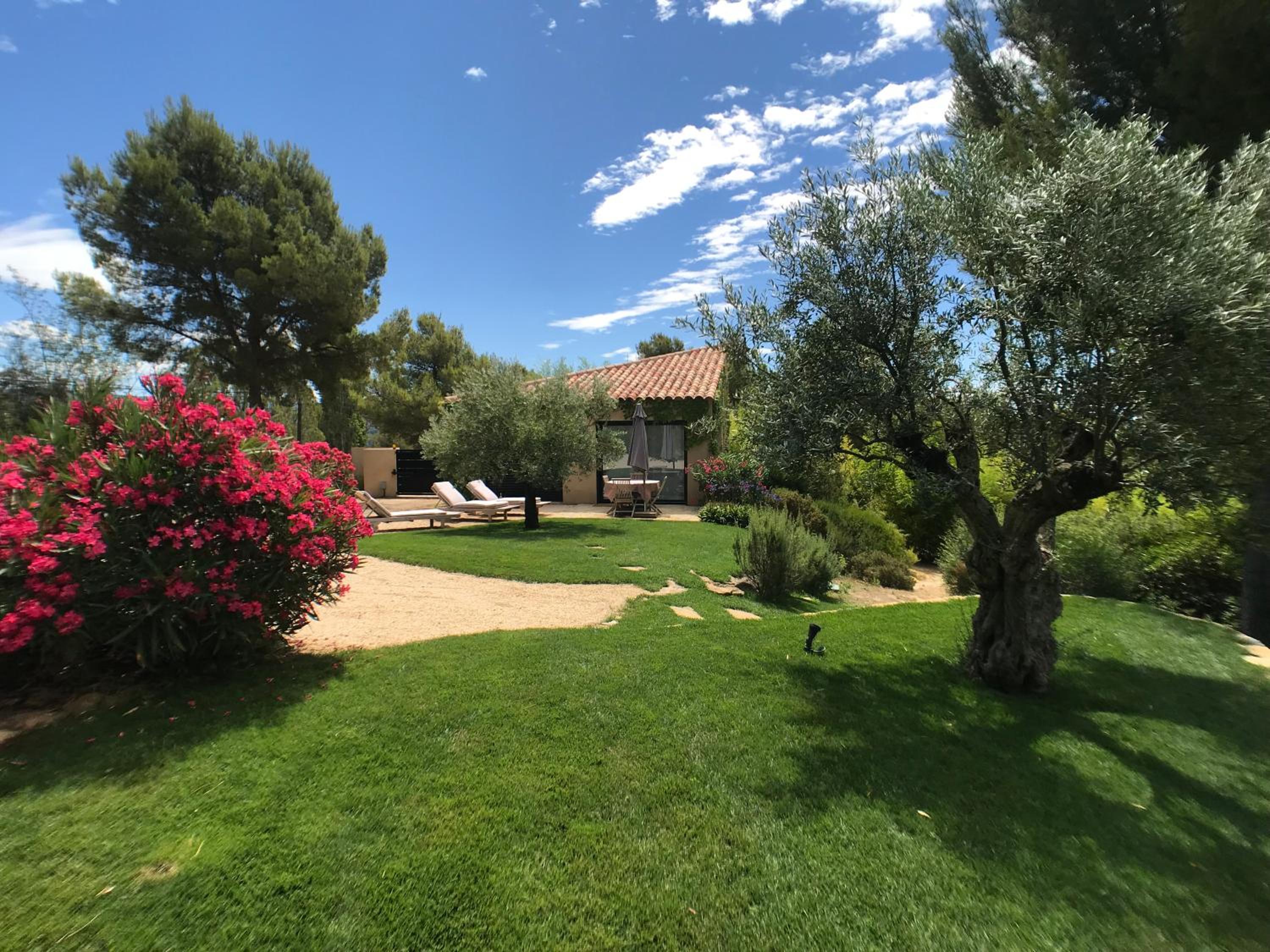 Mer et Provence view 2