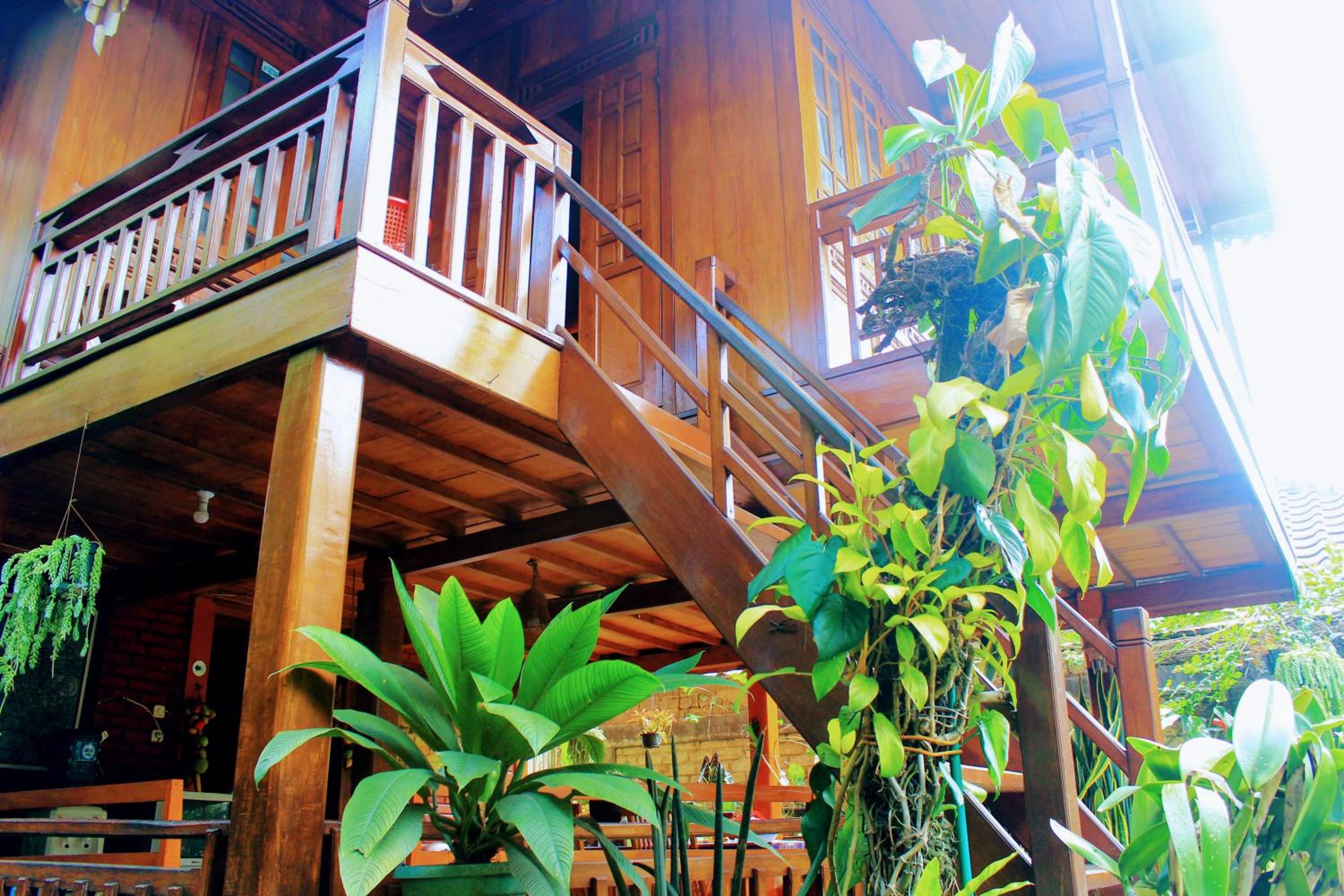 Oemah Kajoe Lembang view 4