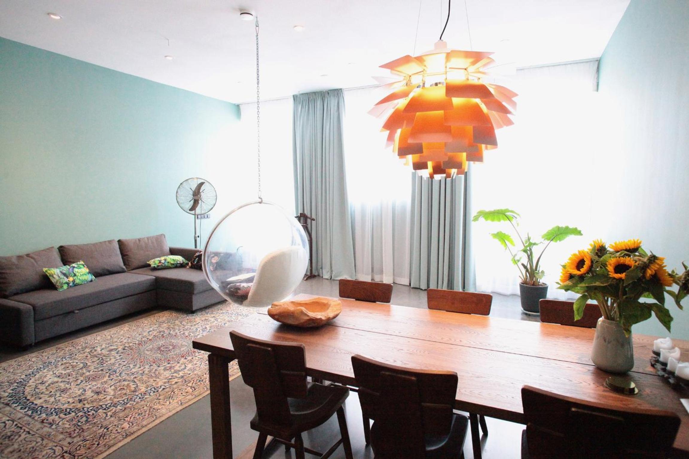 Private Studio - FREE PARKING