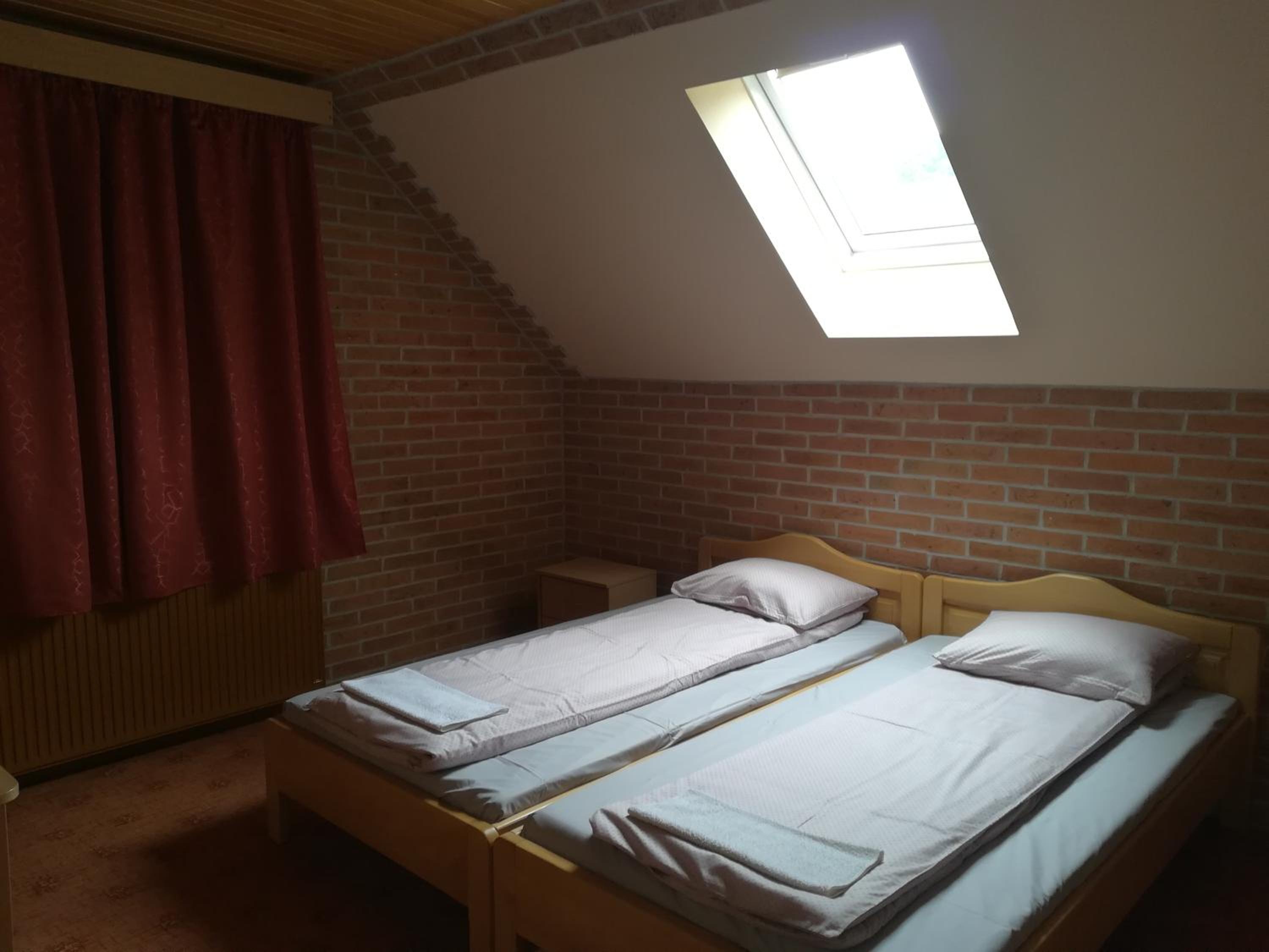 Photo 38