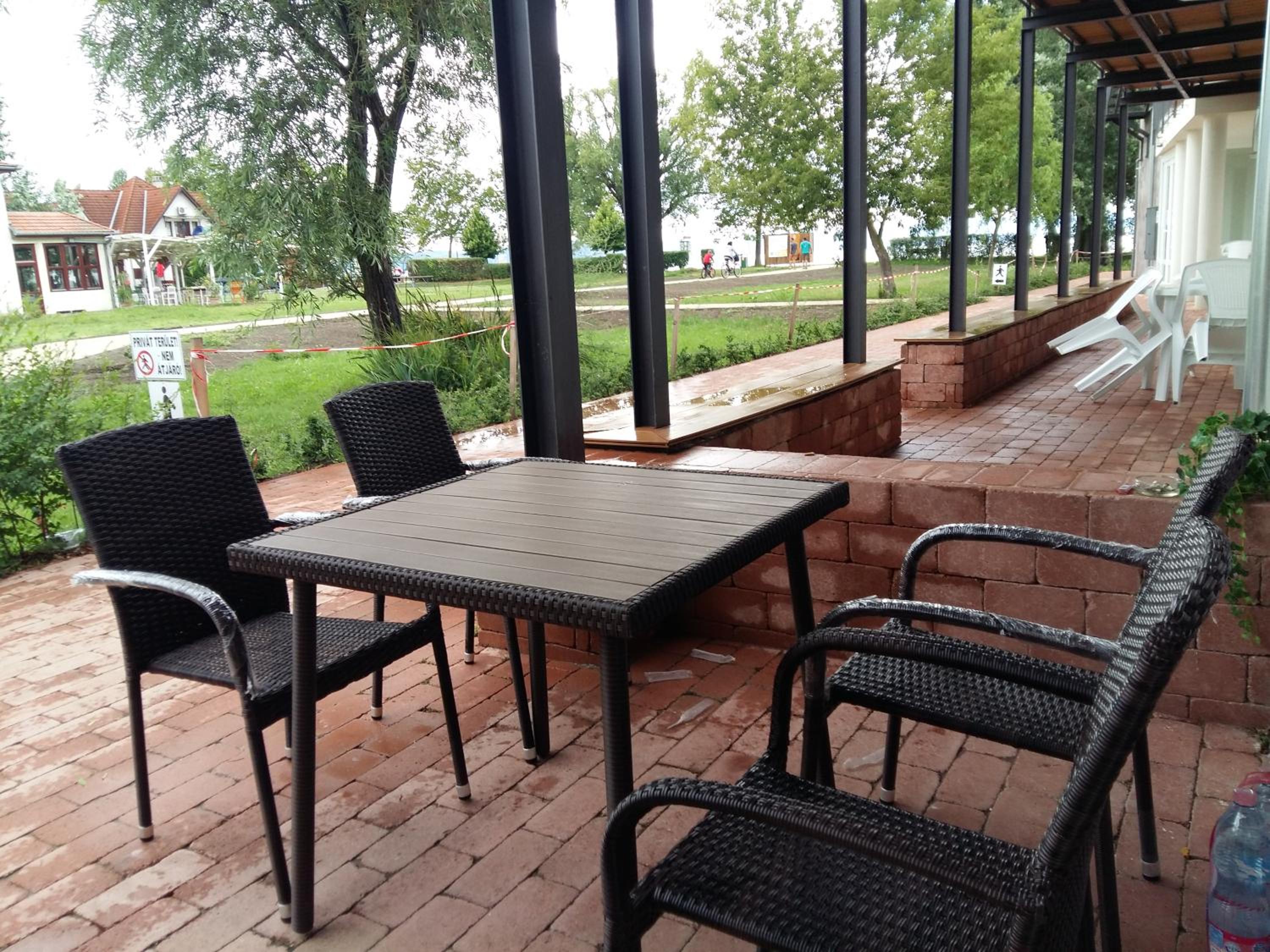 Wellapartman Zamárdi