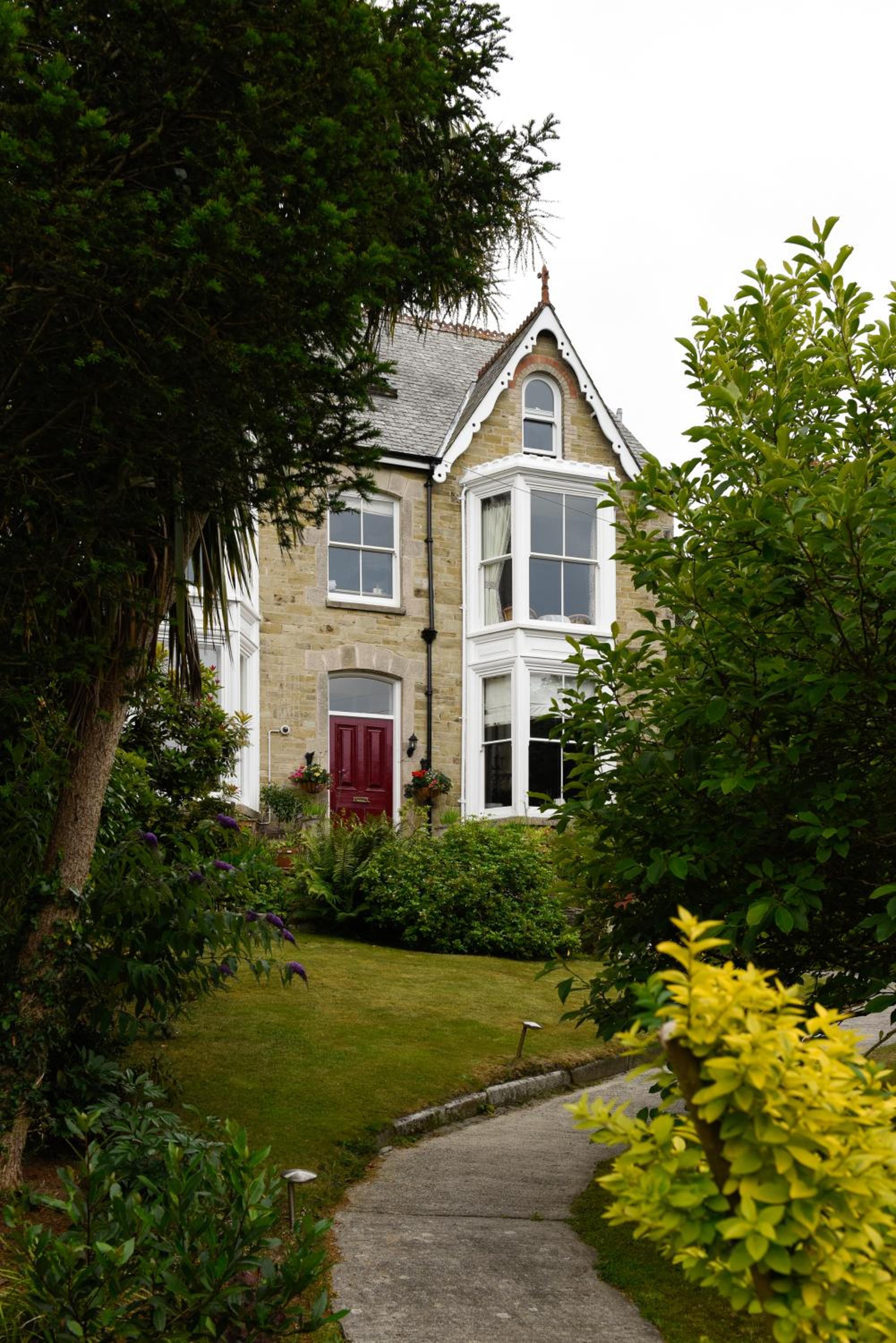 Cliftons Guest House, photo 4