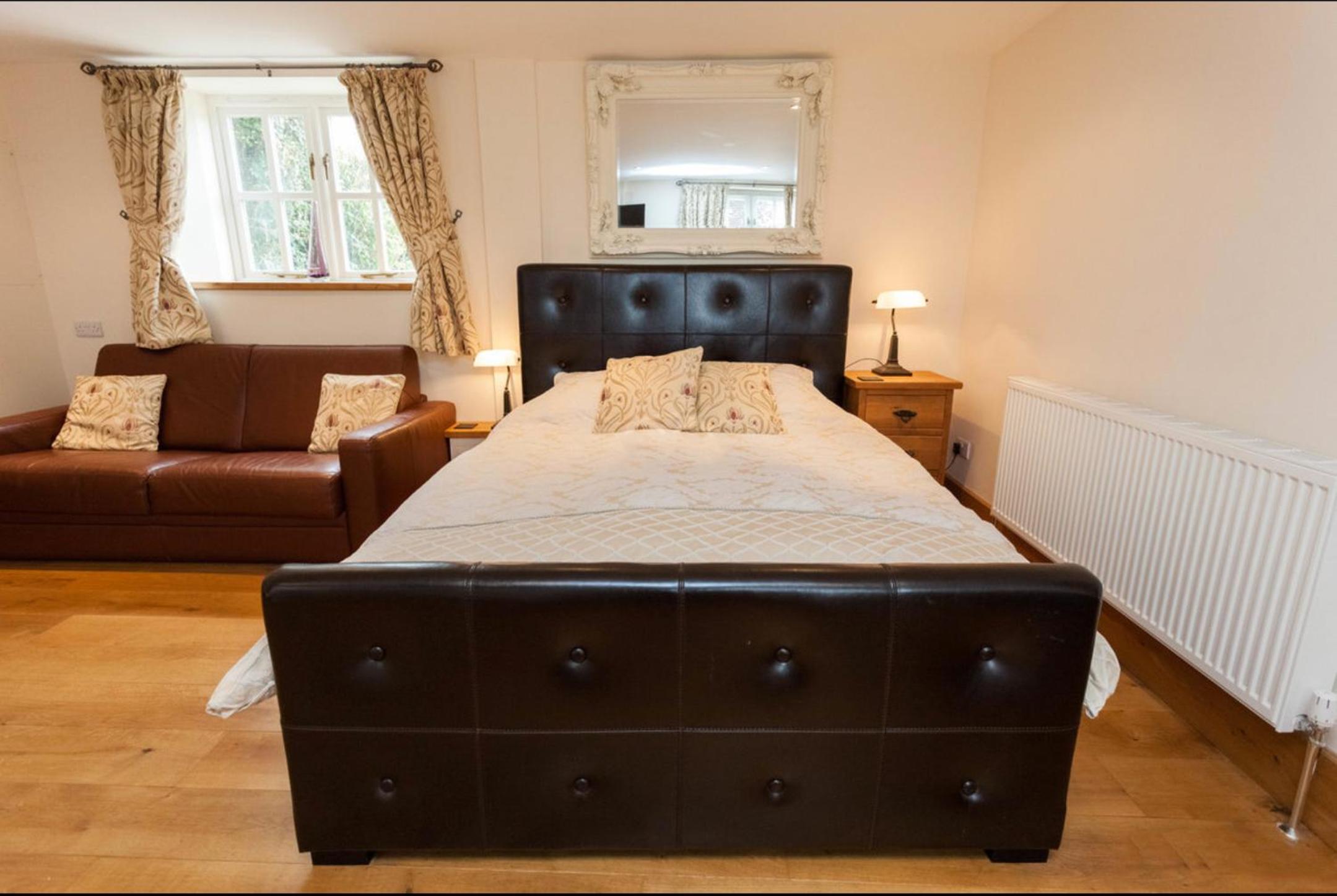 Hanger Down House Bed and Breakfast view 2