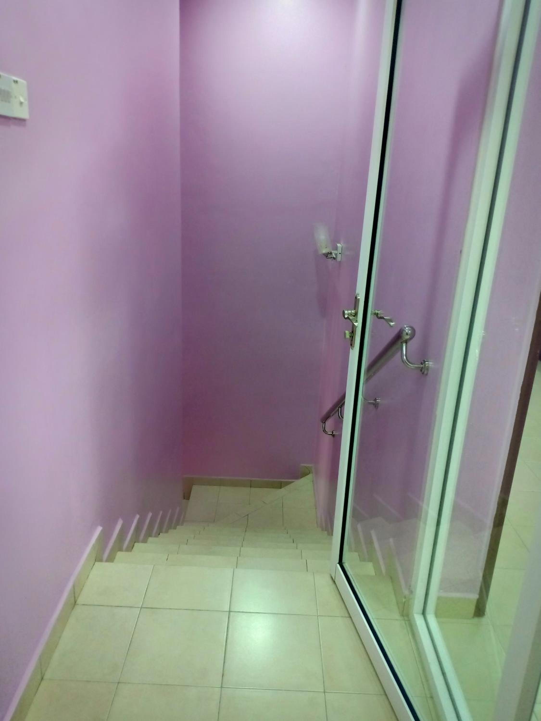 Purple TownHouse 9pax 3R2B Wifi photo 5
