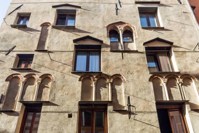 Lovingenoa - Antico Convento